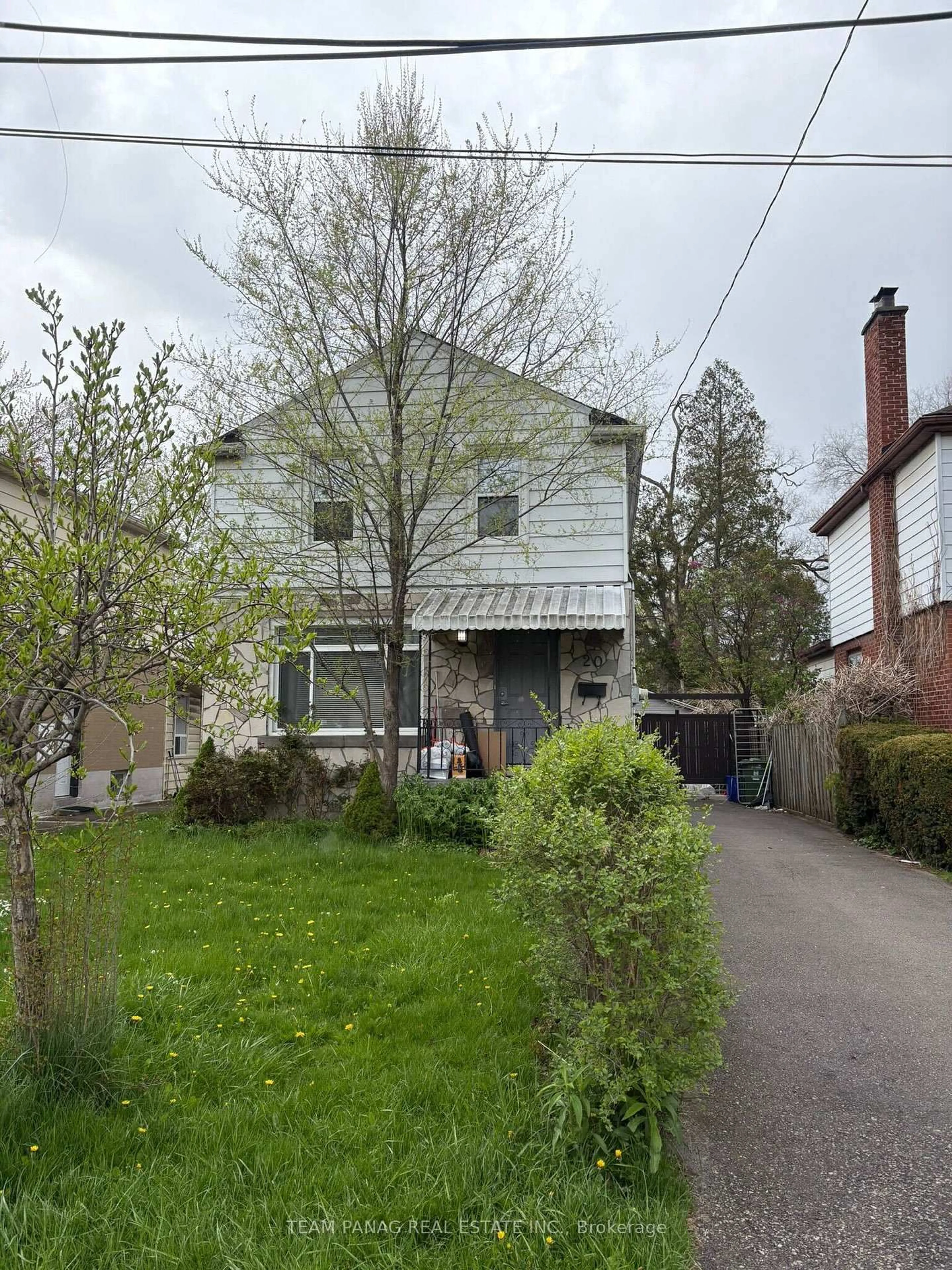 Unknown for 20 Kingsmount St, Hamilton Ontario L8S 3B3