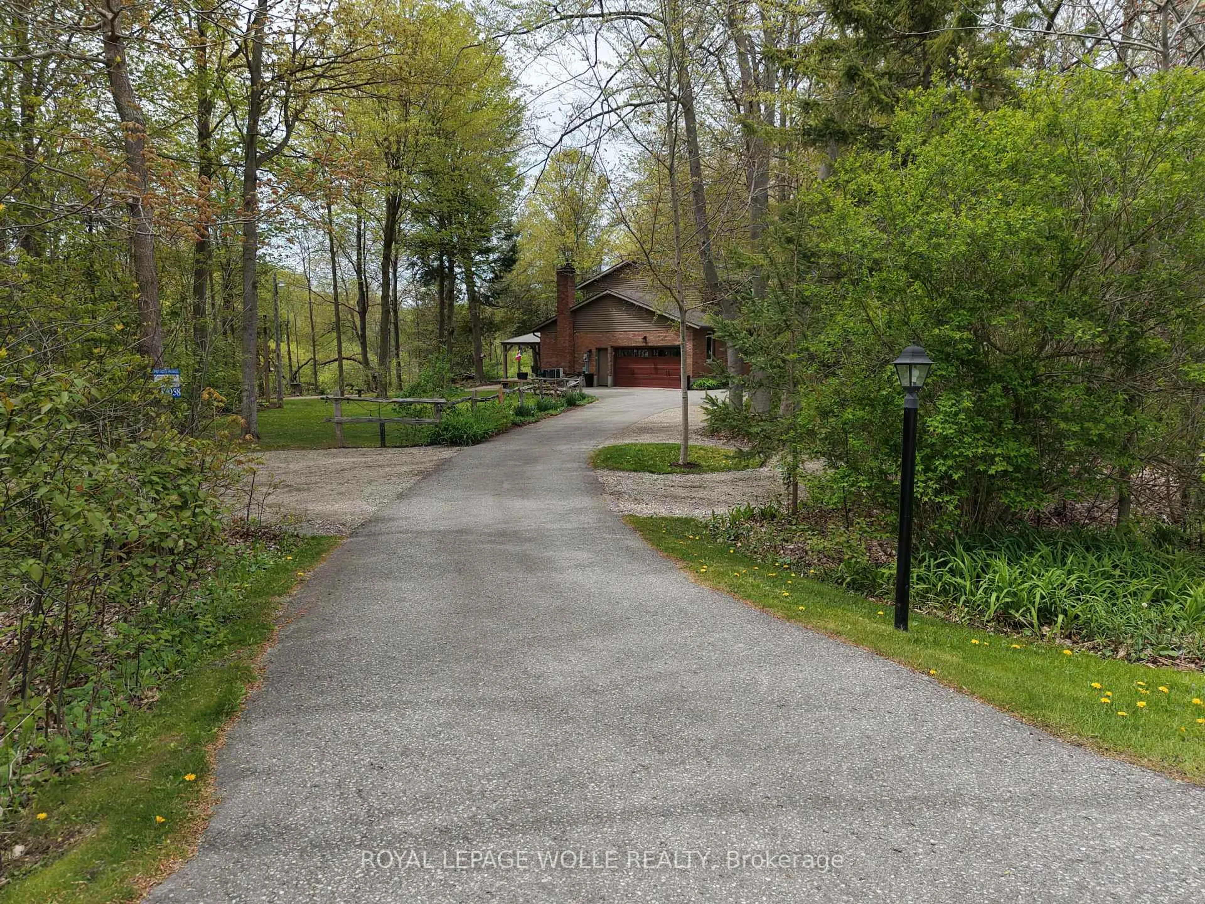 Unknown for 1814 Nafziger Rd, Wilmot Ontario N3A 3G9
