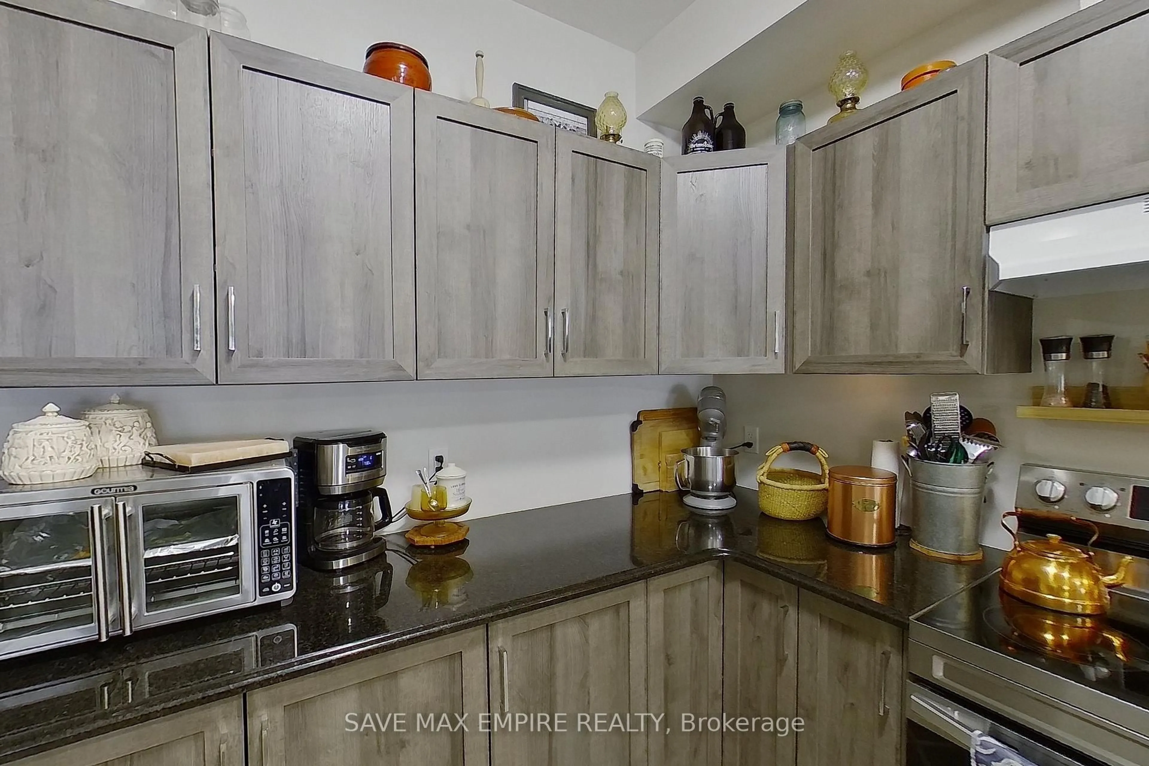 Standard kitchen, unknown for 435 Williams Cres, Fort Erie Ontario L2A 0E9
