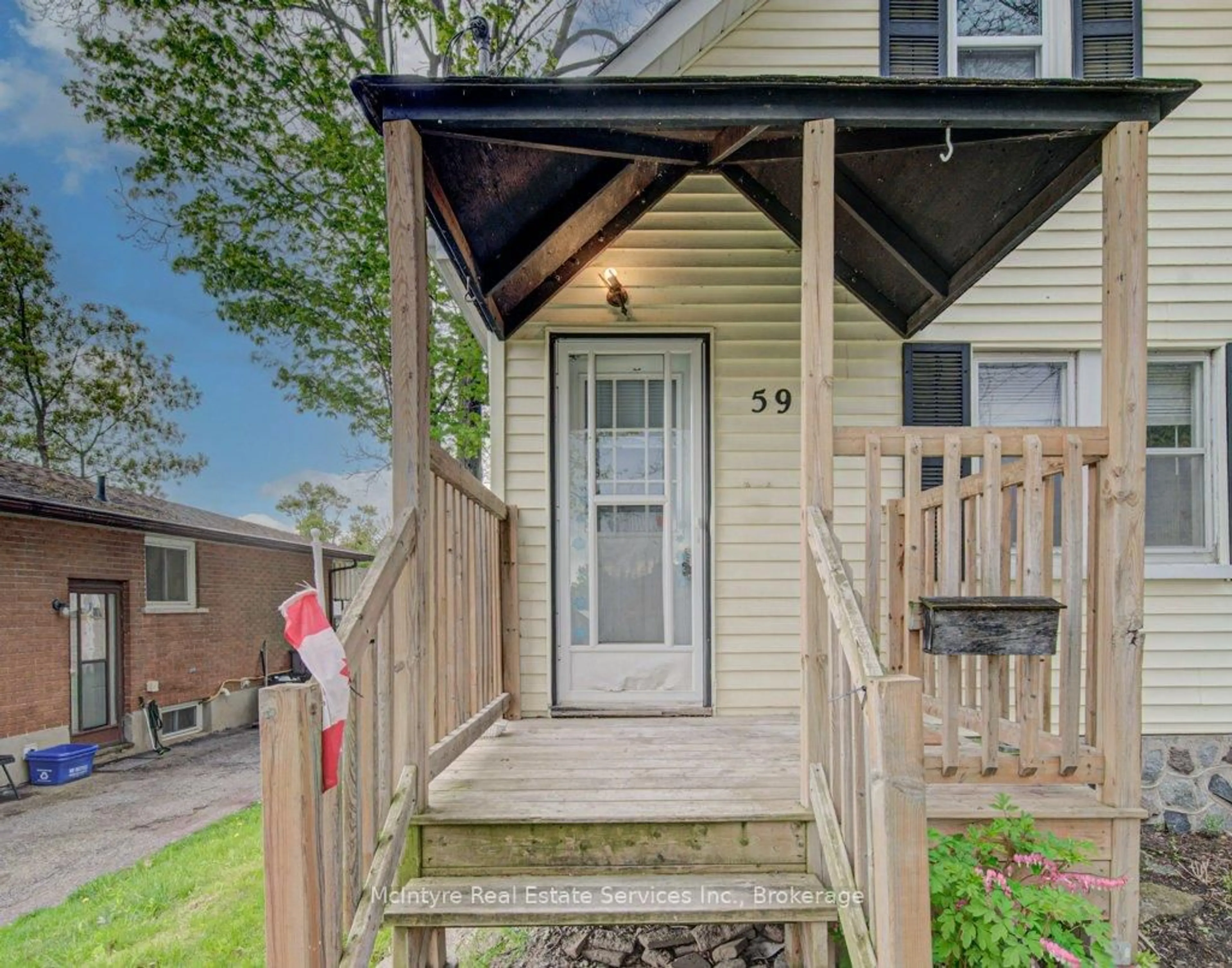 Unknown for 59 4th Ave, Cambridge Ontario N1S 2E2