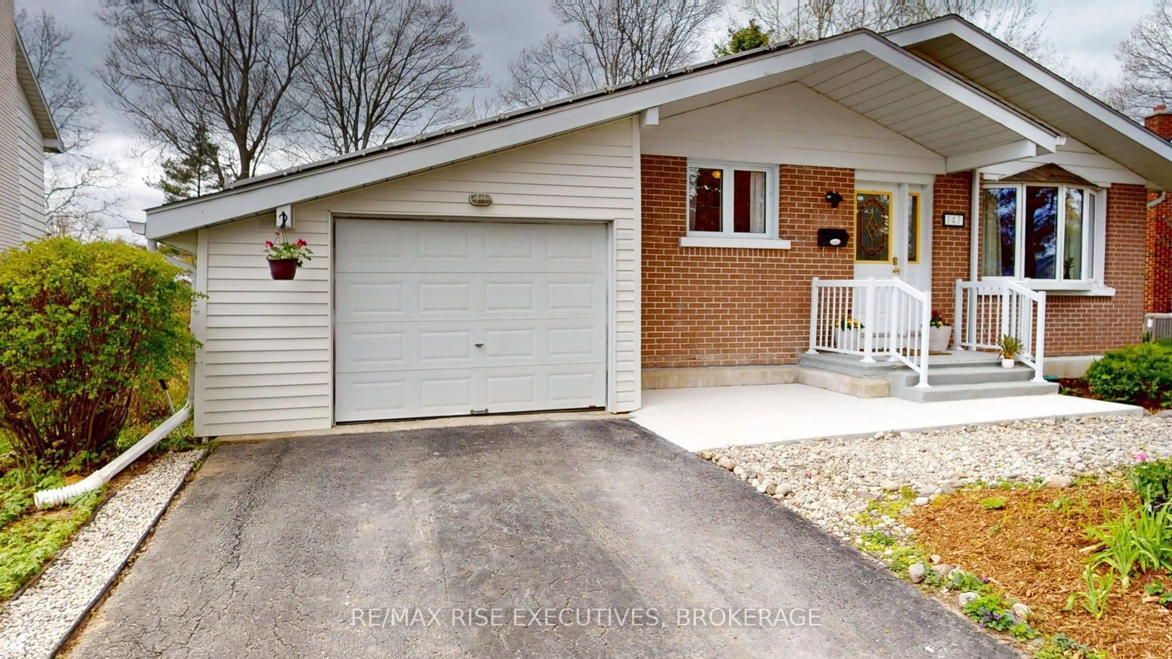 Unknown for 147 Braemar Rd, Kingston Ontario K7M 4B7