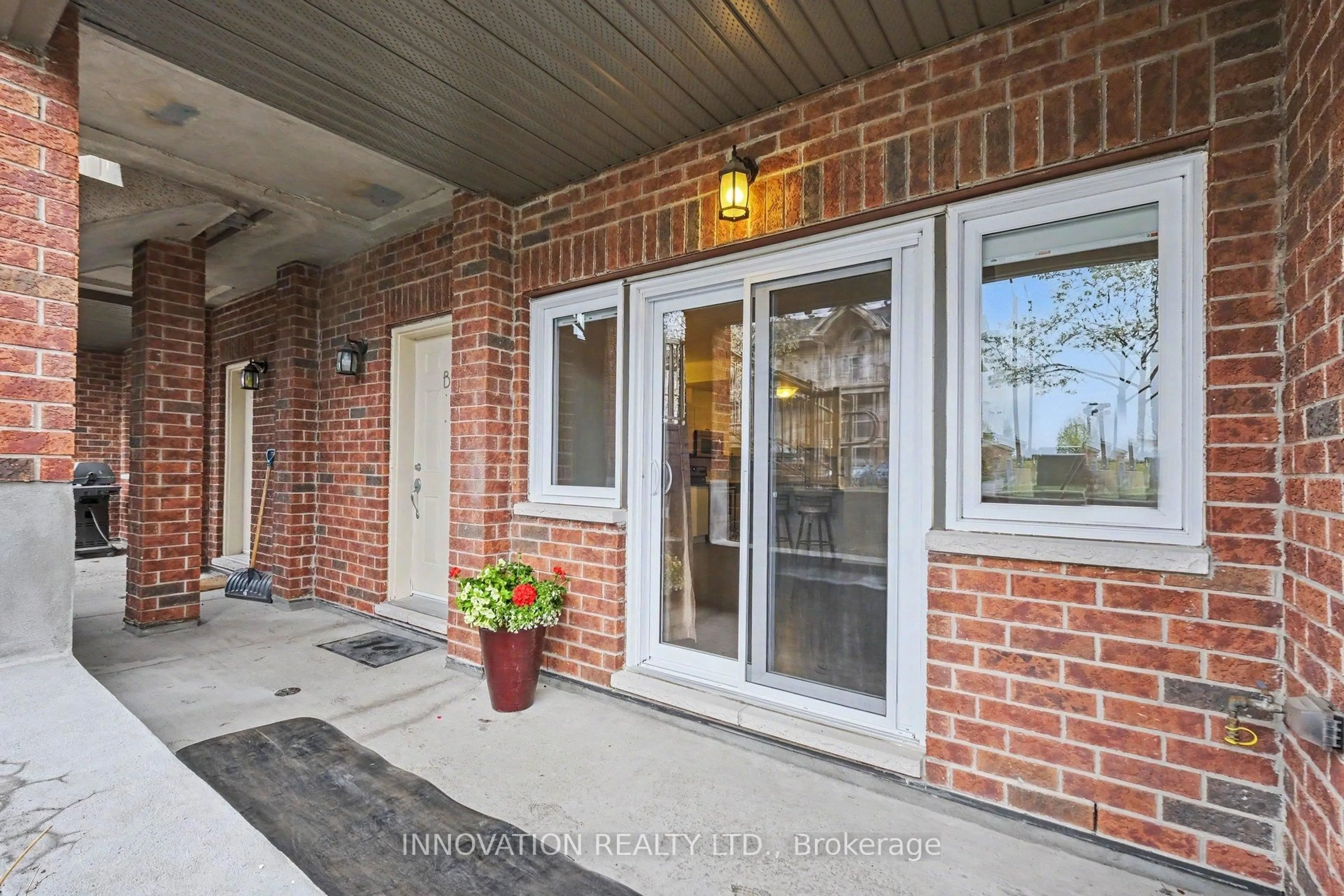 Unknown for 362B Wood Acres Grve, Ottawa Ontario K1T 0M7