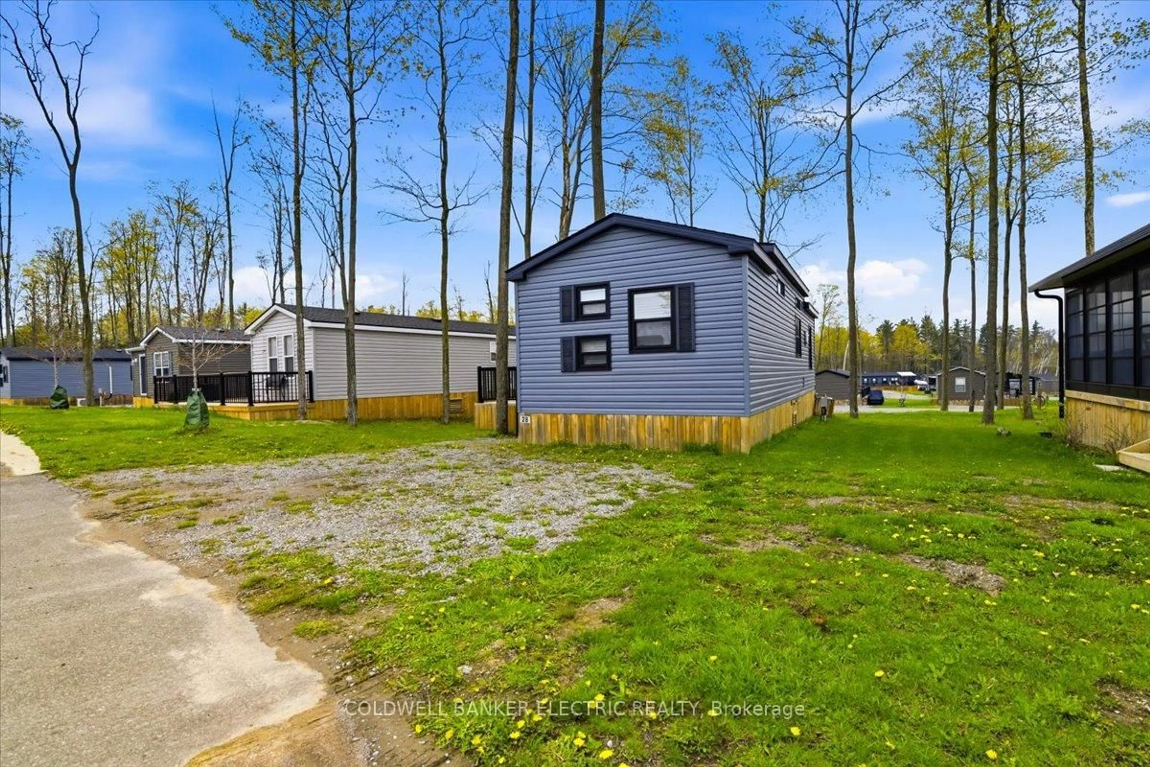 Unknown for 1235 Villiers Line 28 St Andrews Lane, Otonabee-South Monaghan Ontario K0L 2G0