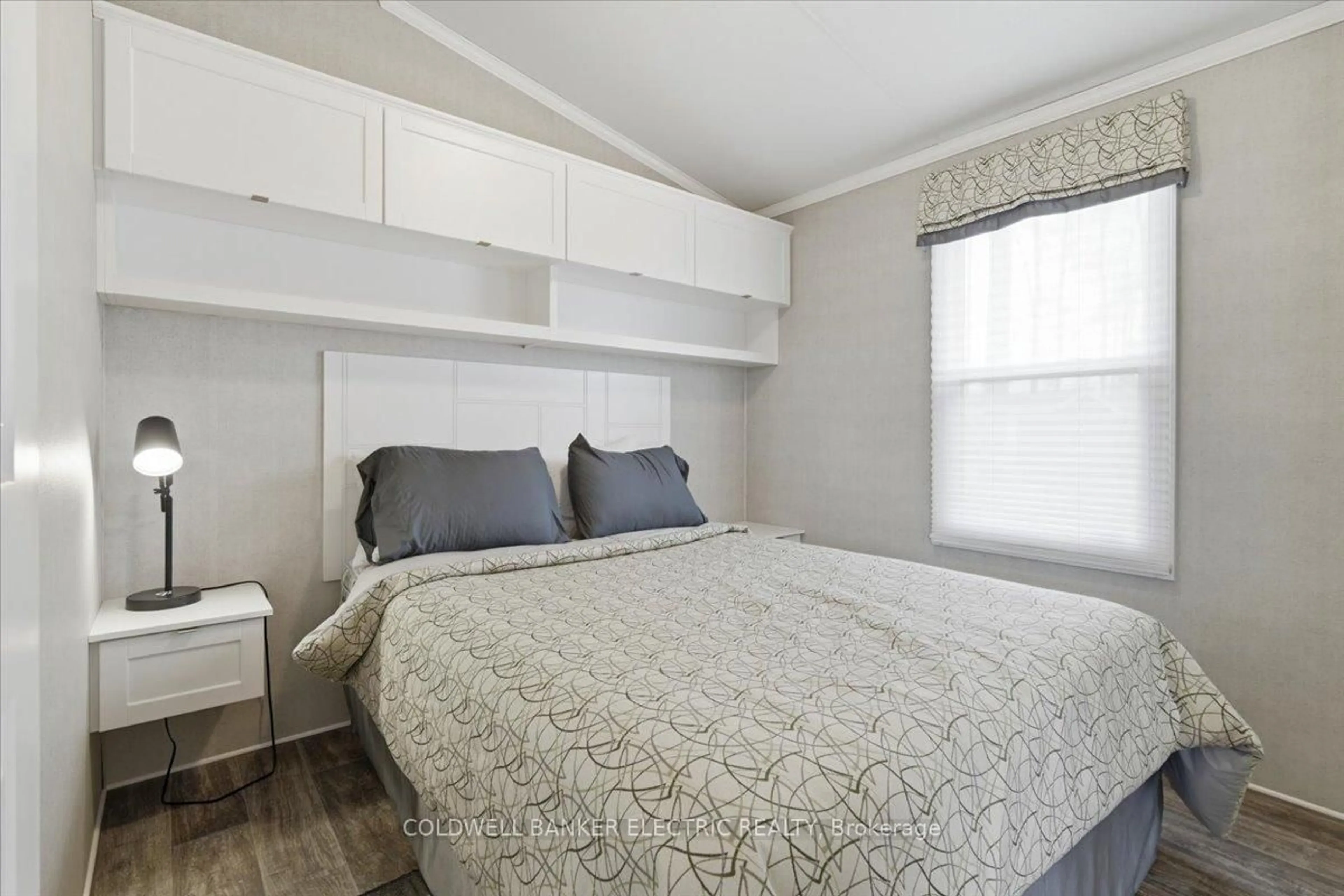 Bedroom with bed, unknown for 1235 Villiers Line 28 St Andrews Lane, Otonabee-South Monaghan Ontario K0L 2G0