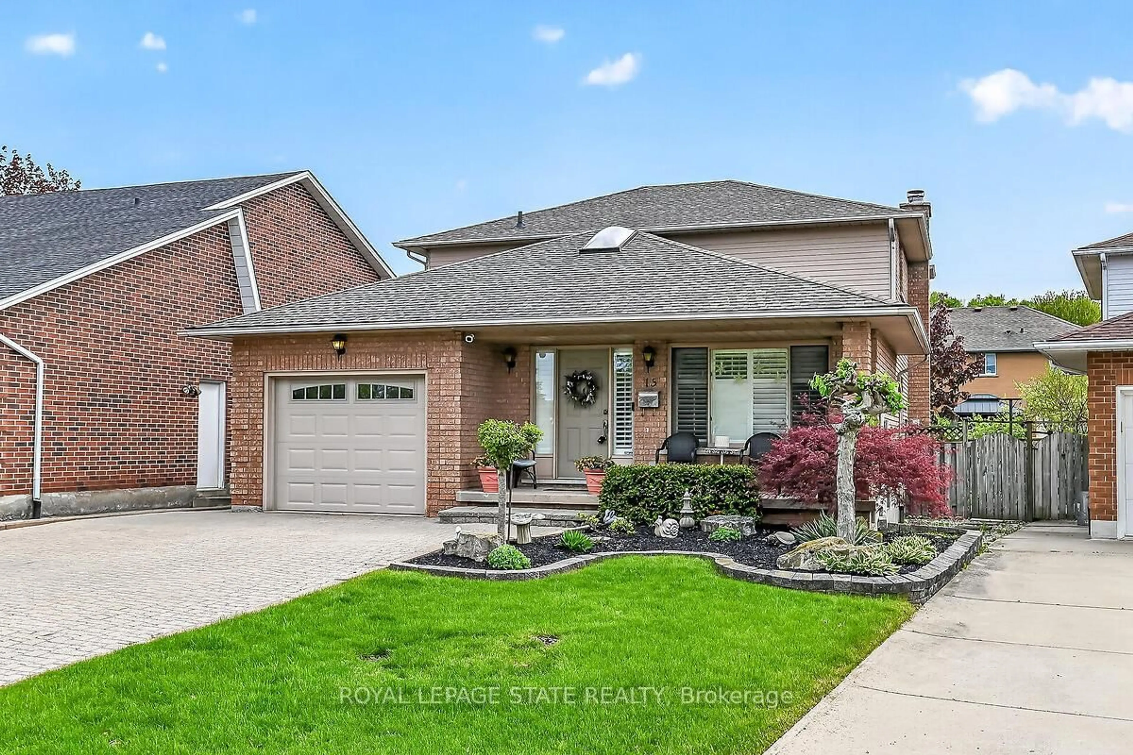 Home with brick exterior material, street for 15 Gabriele Crt, Hamilton Ontario L8G 5C4