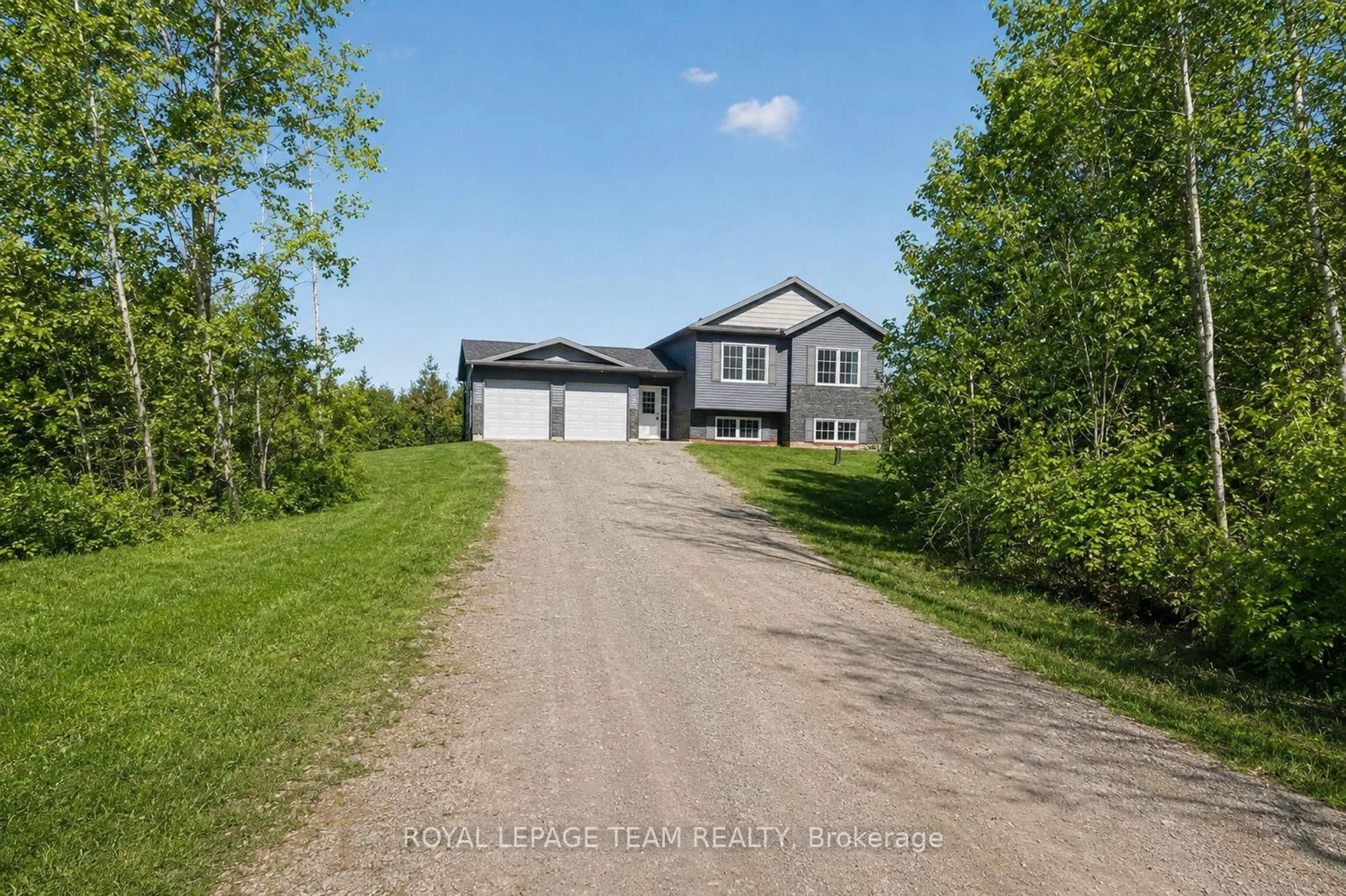 A pic from outside/outdoor area/front of a property/back of a property/a pic from drone, street for 1668 Nolans Rd, Smiths Falls Ontario K7A 4S6