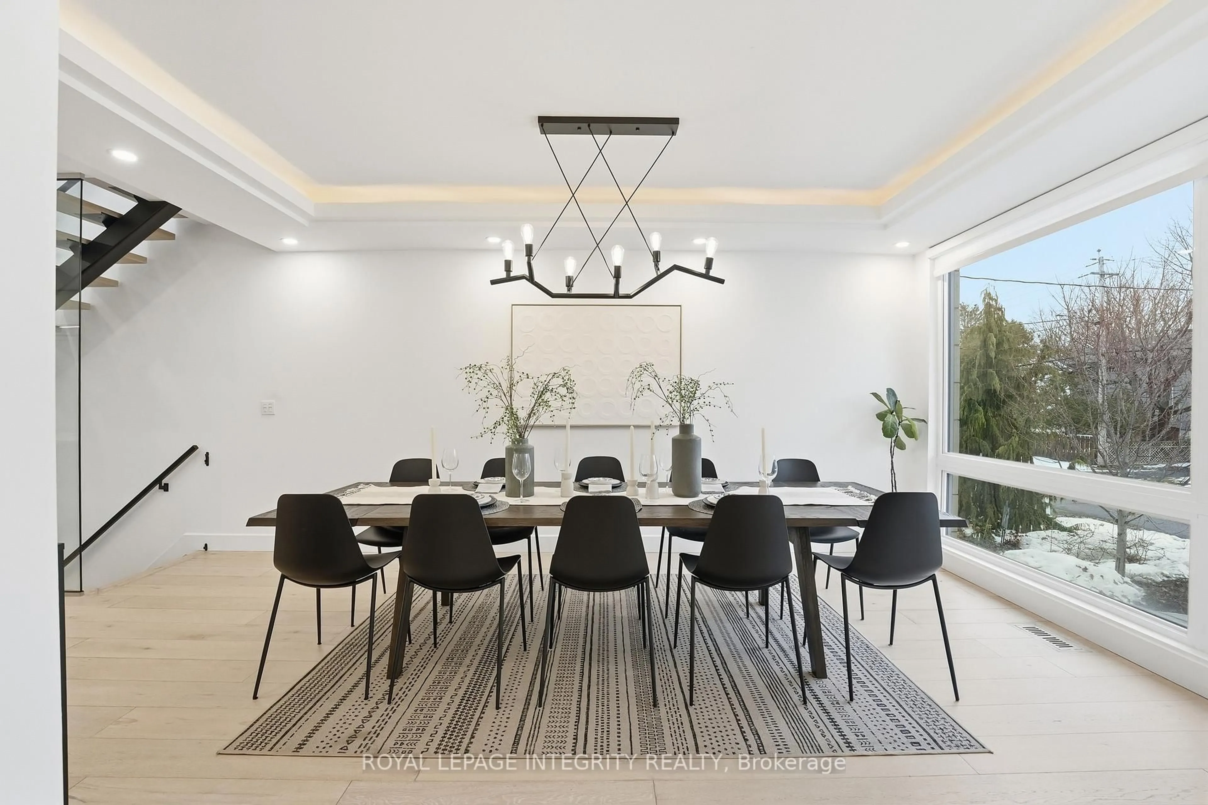 Dining room, unknown for 221 Wesley Ave, Ottawa Ontario K1Z 7A2
