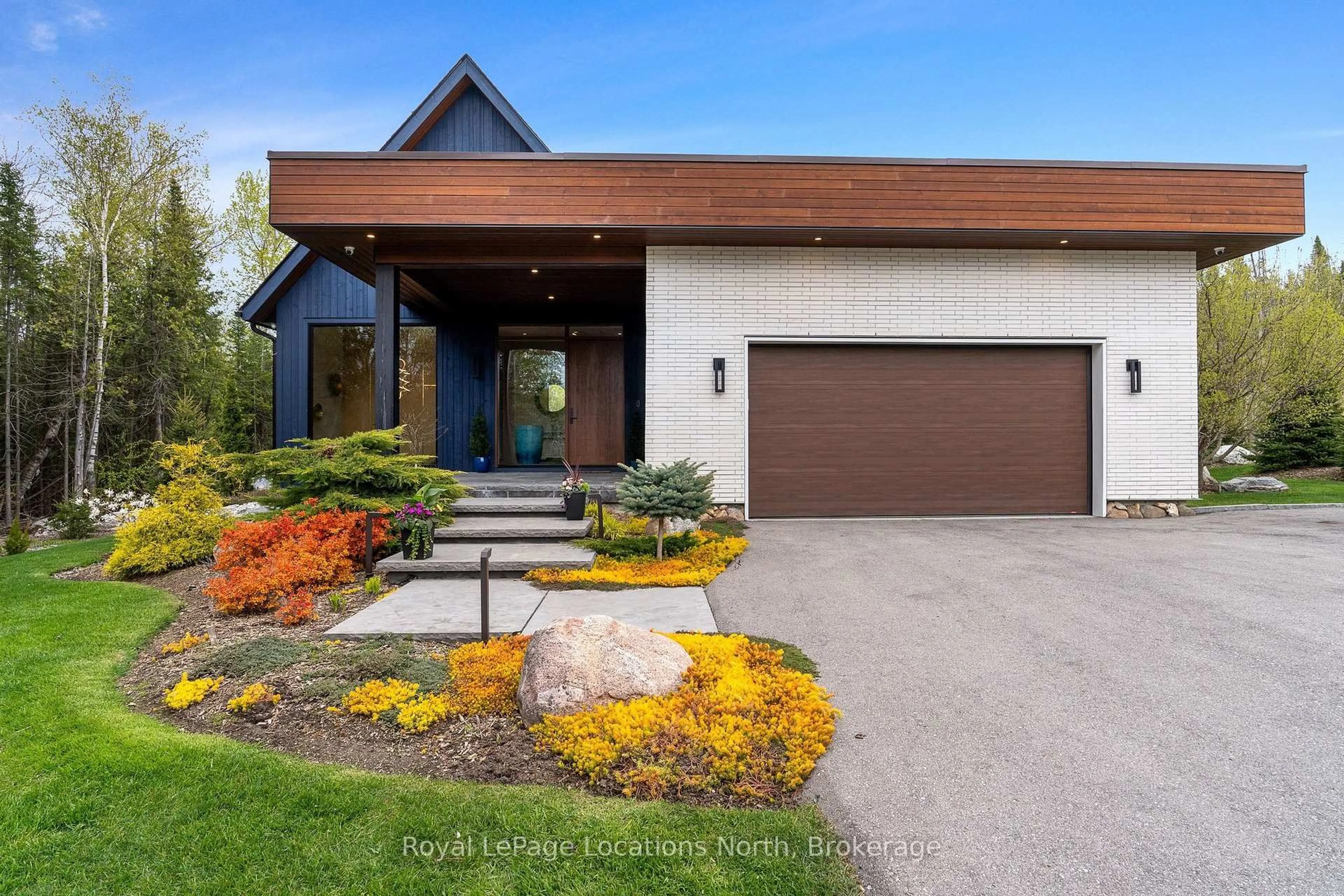 Home with brick exterior material, street for 110 Pheasant Ru, Blue Mountains Ontario N0H 2P0