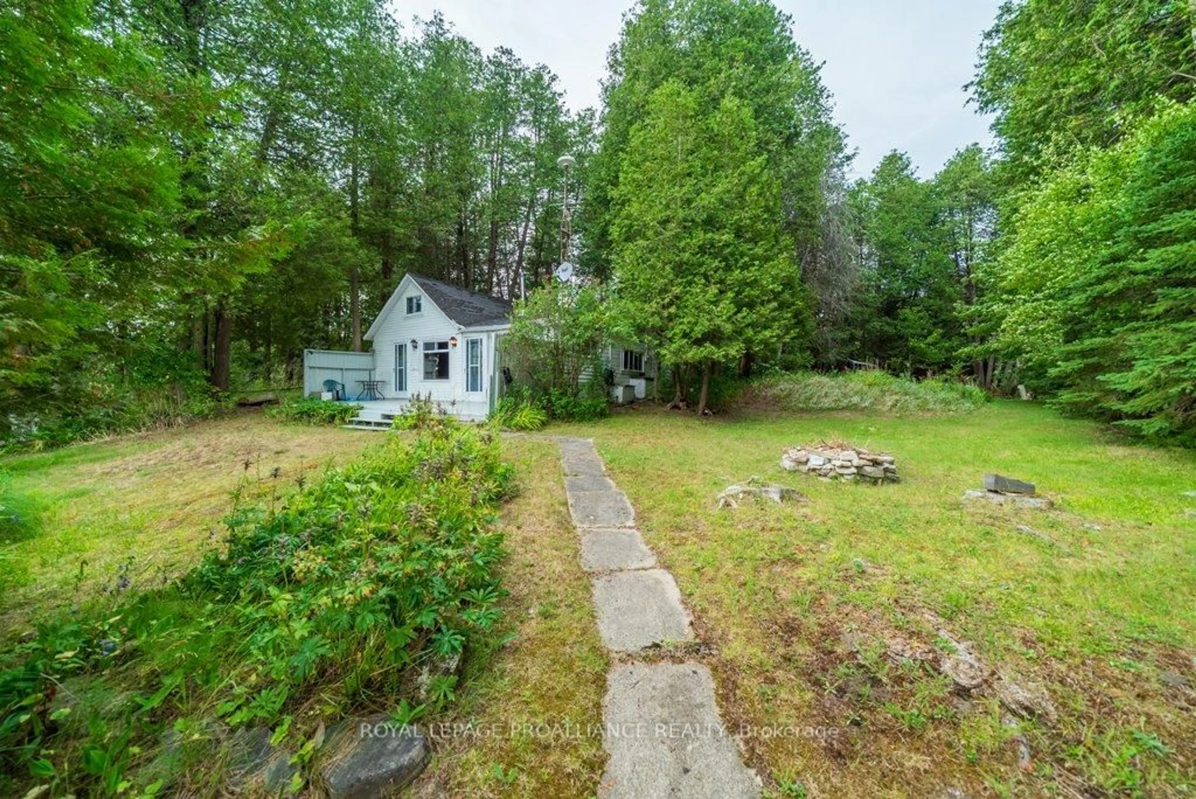 A pic from outside/outdoor area/front of a property/back of a property/a pic from drone, unknown for 1087 C Hills Lake Rd Rd, Plevna Ontario K0H 2M0