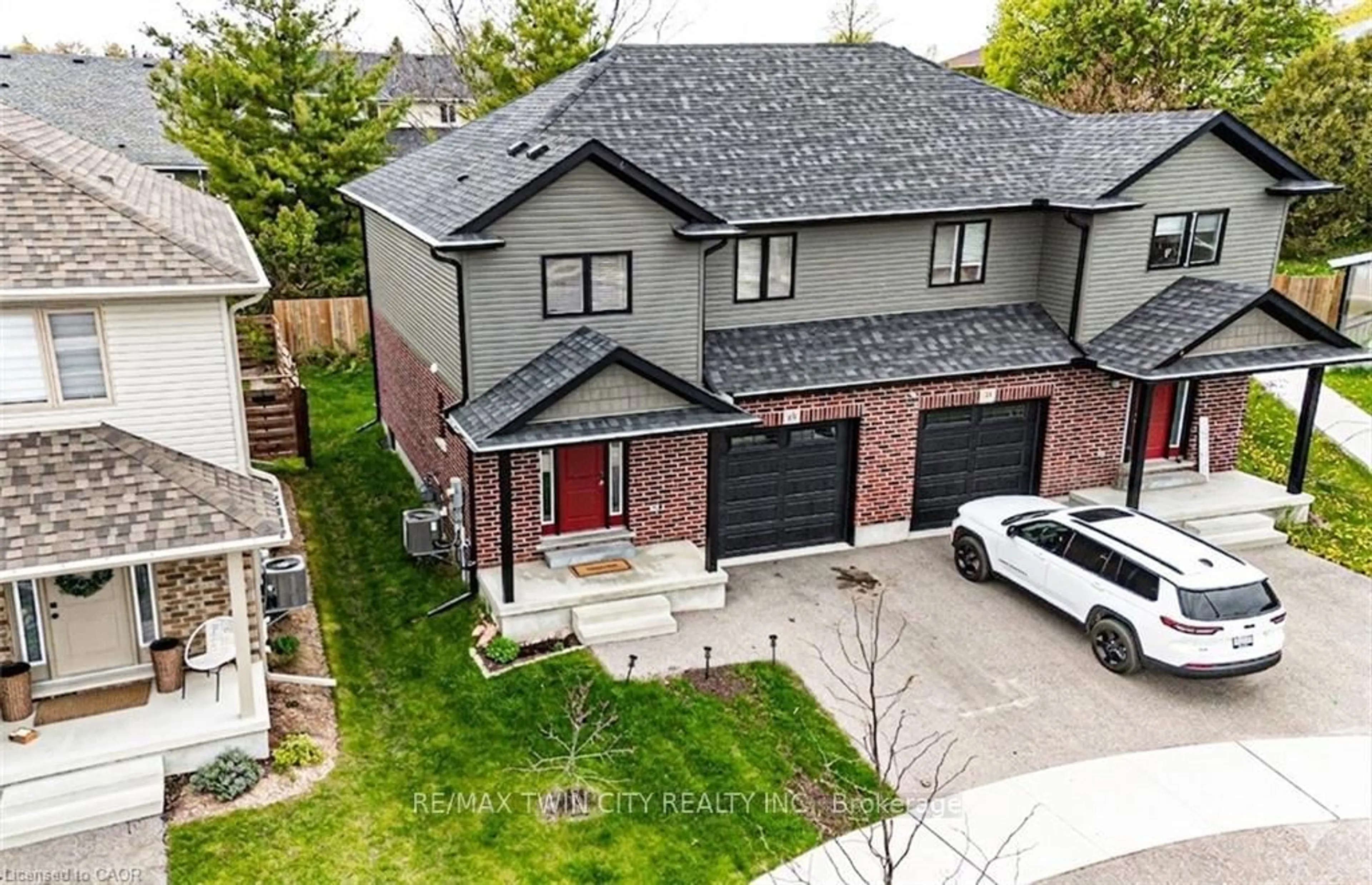 A pic from outside/outdoor area/front of a property/back of a property/a pic from drone, street for 63 CRAB APPLE Crt, Wellesley Ontario N0B 2T0