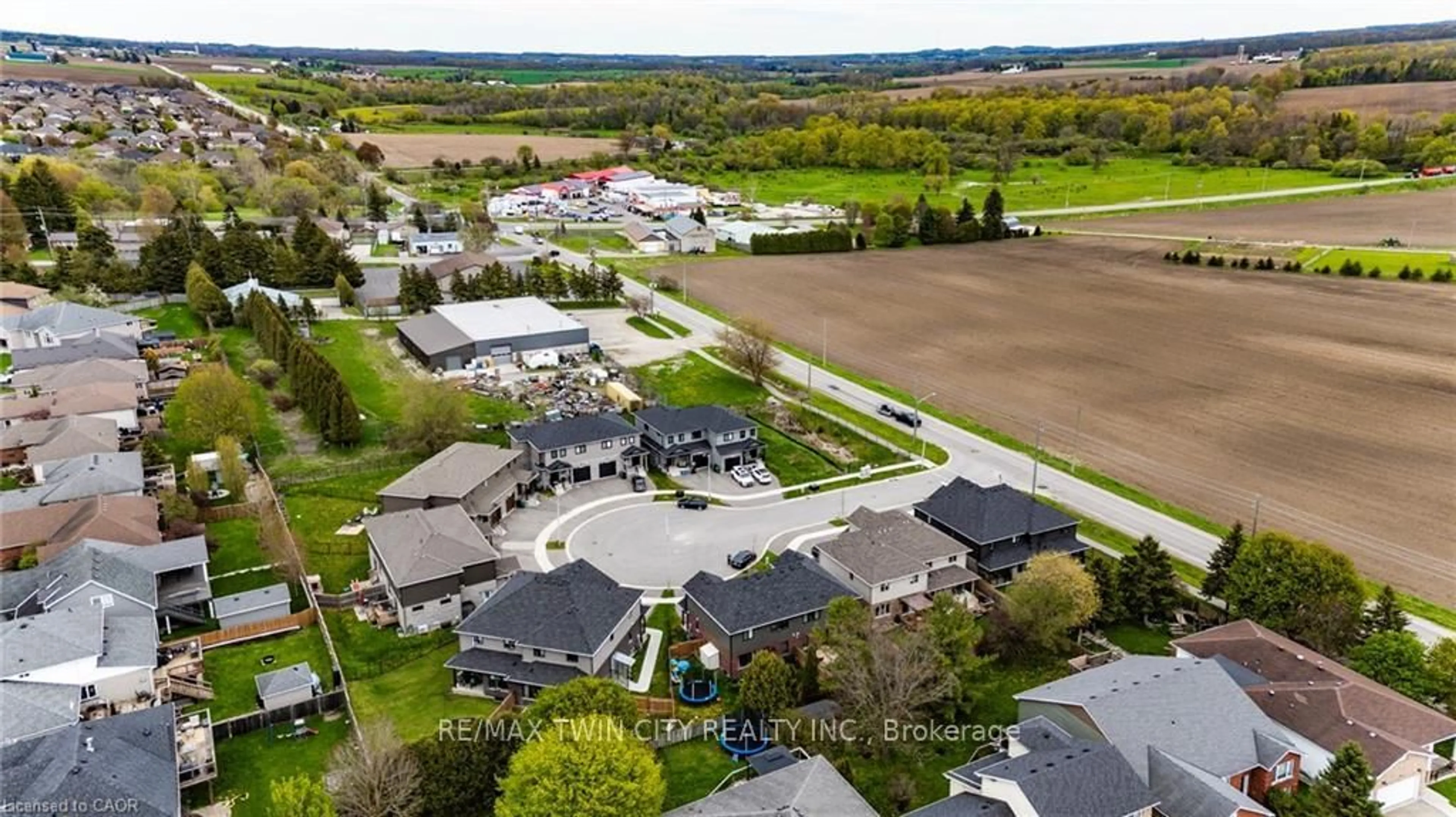 A pic from outside/outdoor area/front of a property/back of a property/a pic from drone, street for 63 CRAB APPLE Crt, Wellesley Ontario N0B 2T0