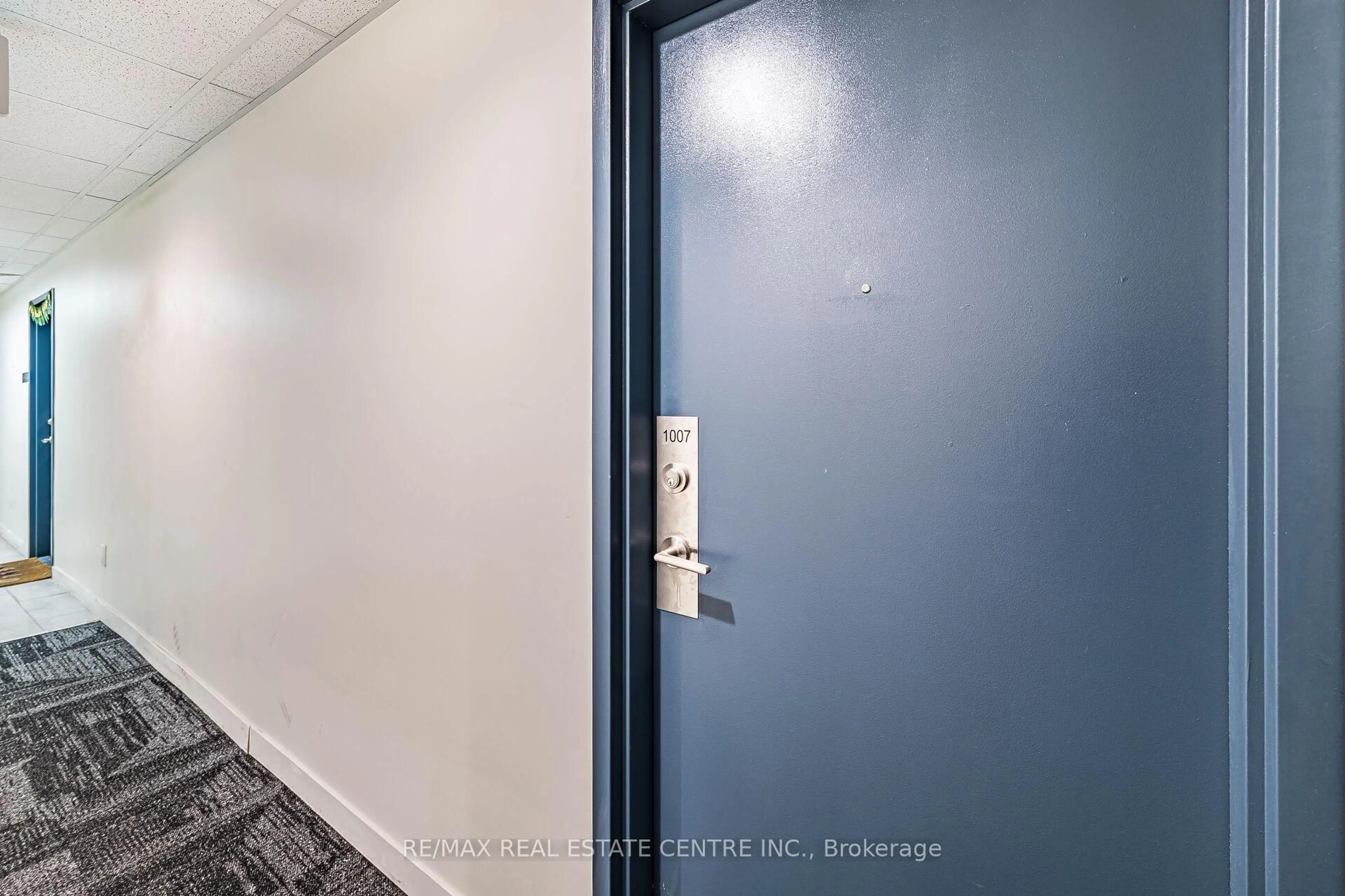 Unknown for 128 King St #1007, Waterloo Ontario N2J 2X9