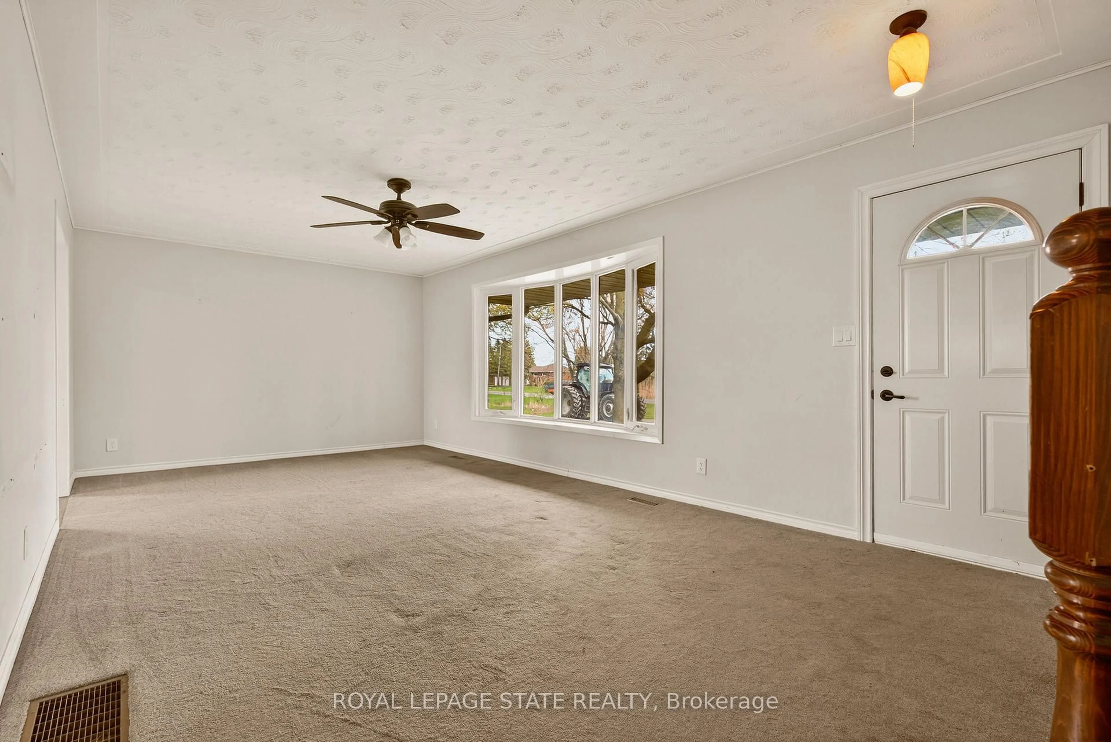 A pic of a room for 564 Trinity Church Rd, Hamilton Ontario L0R 1P0