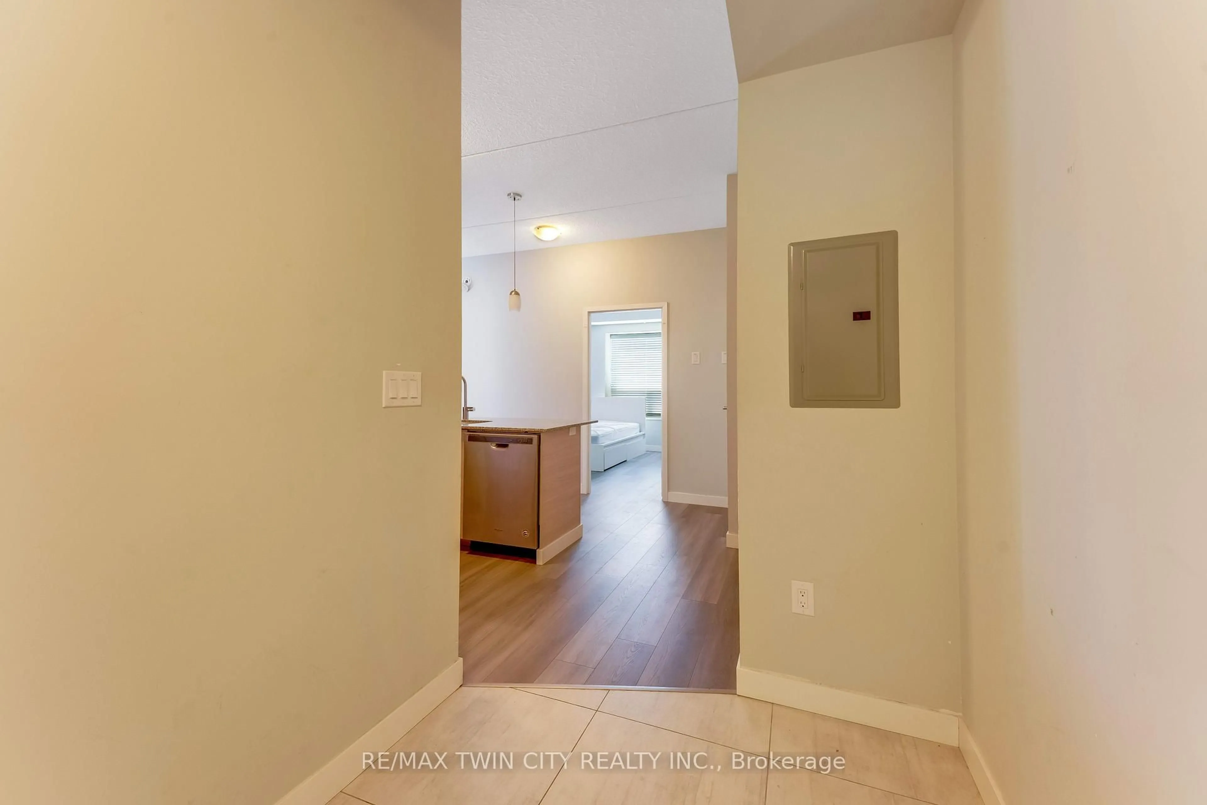 Unknown for 318 Spruce St #1102, Waterloo Ontario N2L 3M6