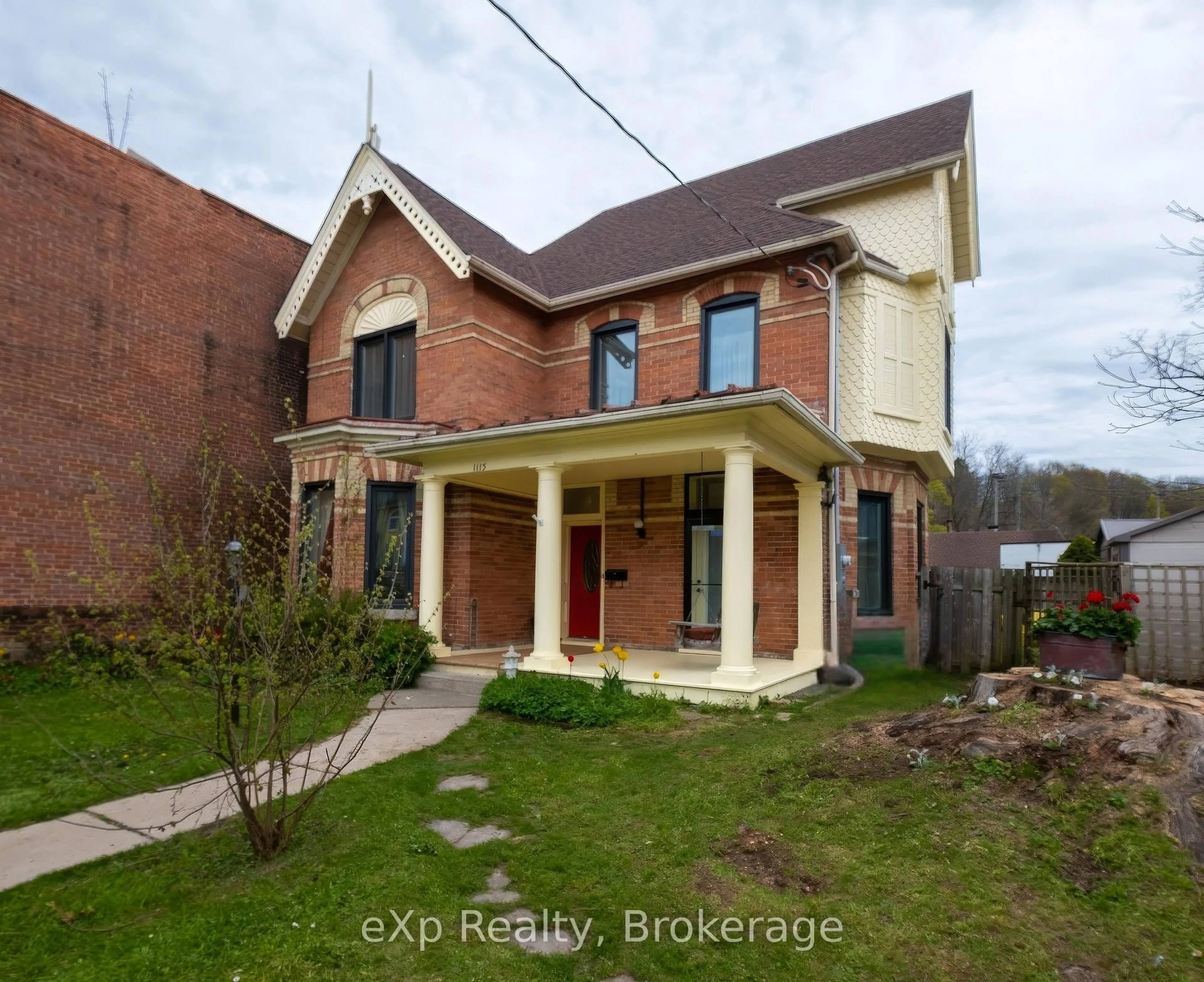 Home with brick exterior material, street for 1115 4th Ave, Owen Sound Ontario N4K 2P5