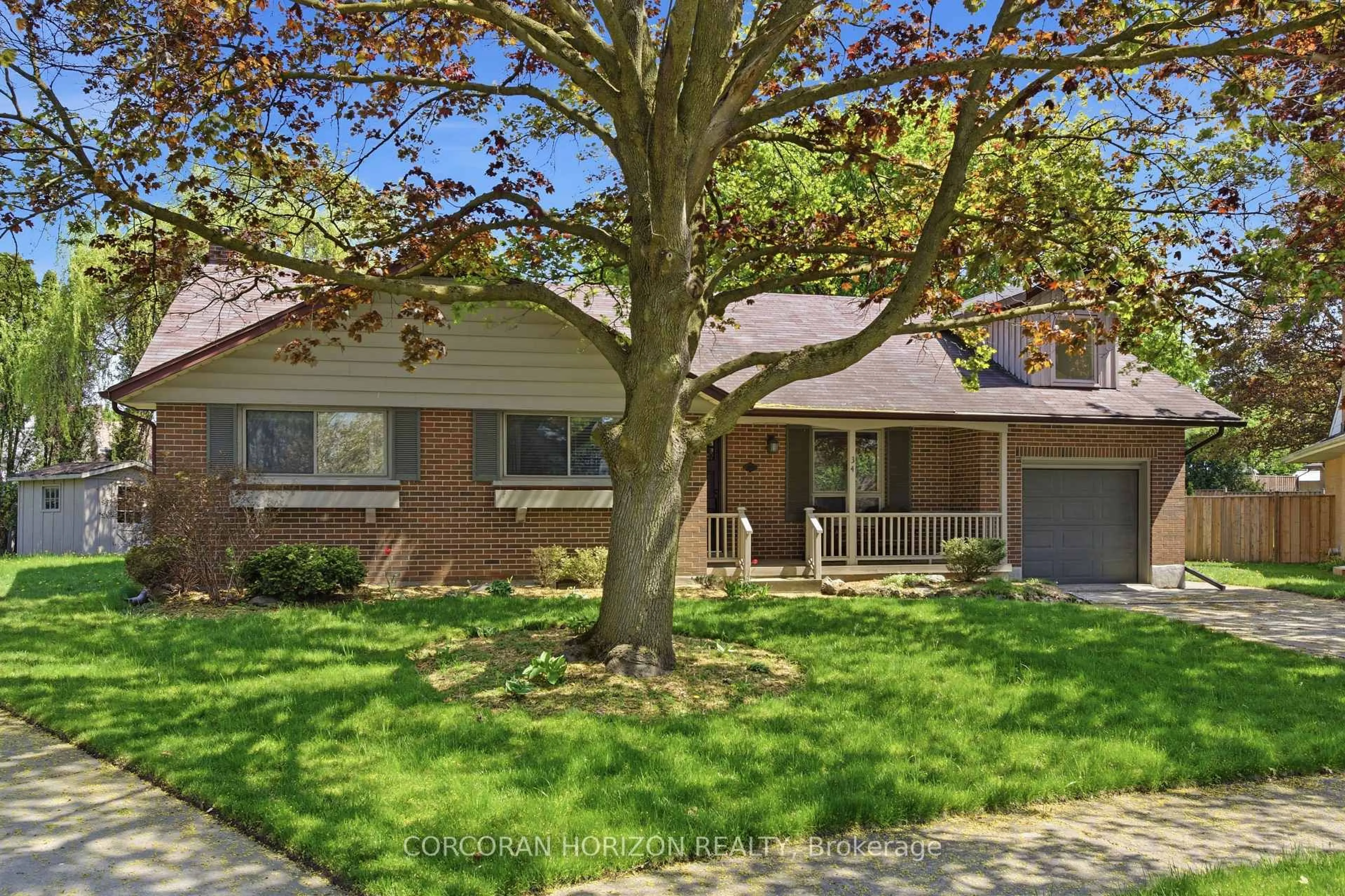 Home with brick exterior material, street for 34 Yule Pl, Kitchener Ontario N2B 2J8