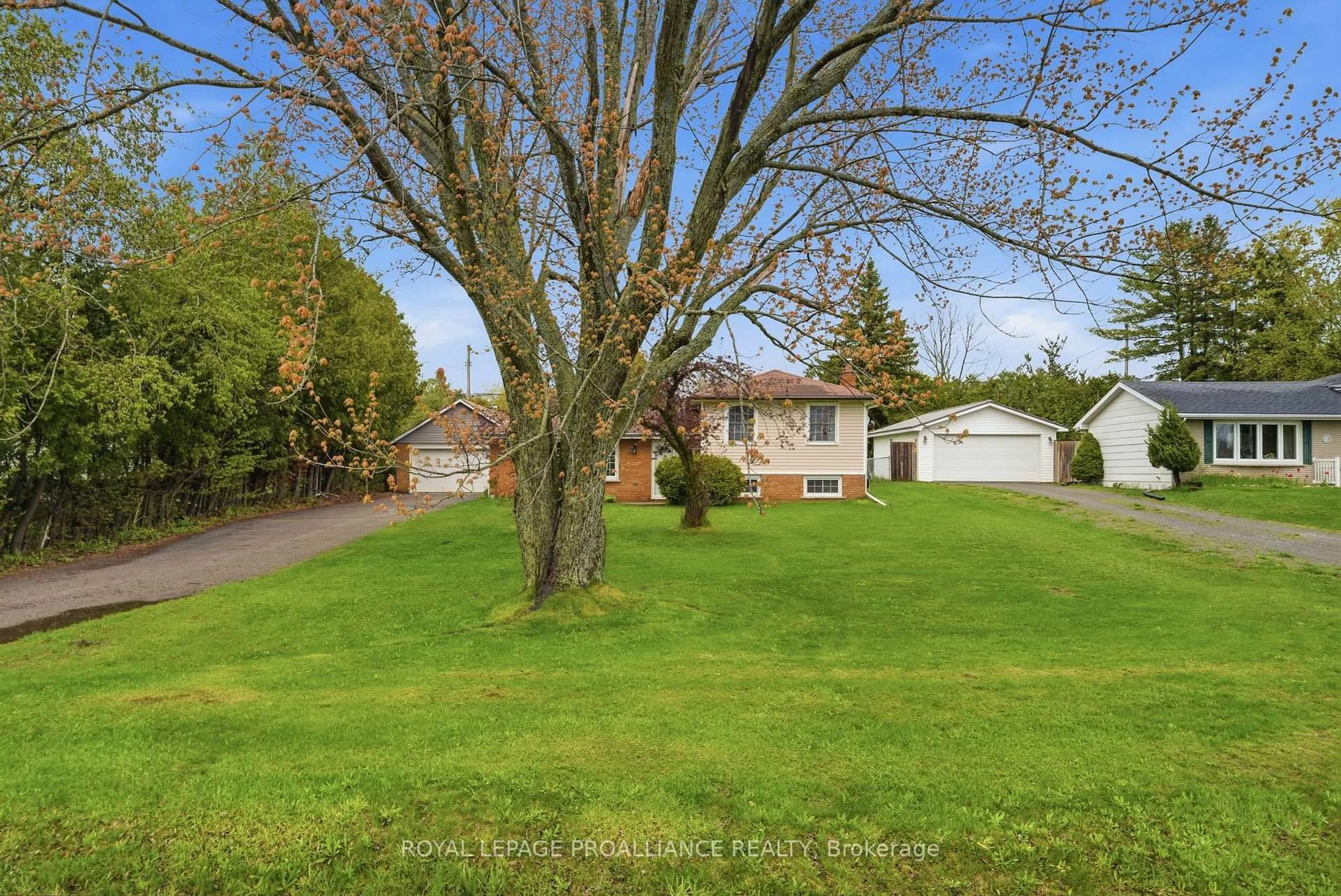 A pic from outside/outdoor area/front of a property/back of a property/a pic from drone, street for 584 Whites Rd, Trenton Ontario K8V 5P8