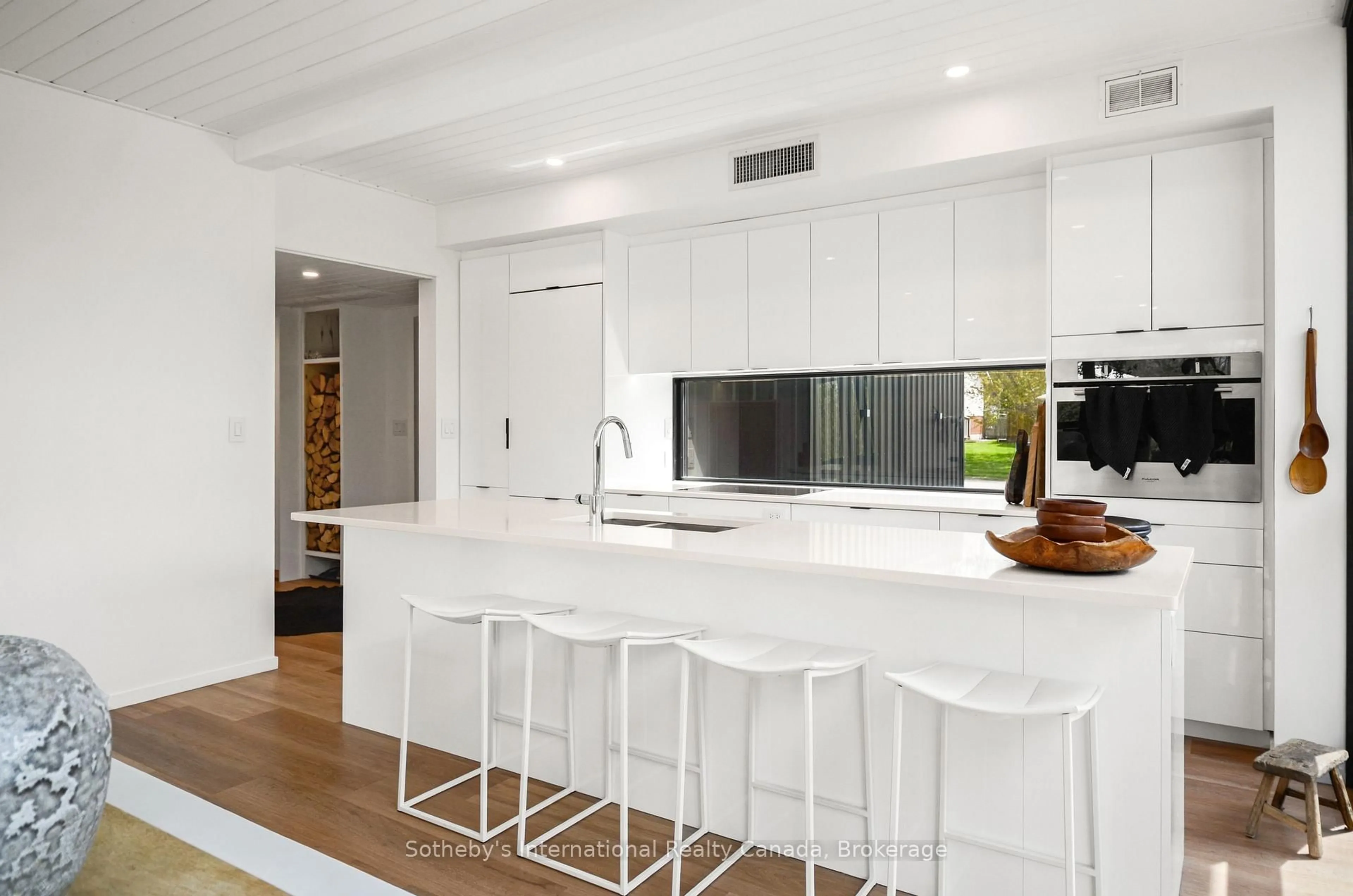 Contemporary kitchen, unknown for 10 Eureka St, Lambton Shores Ontario M0N 1J0