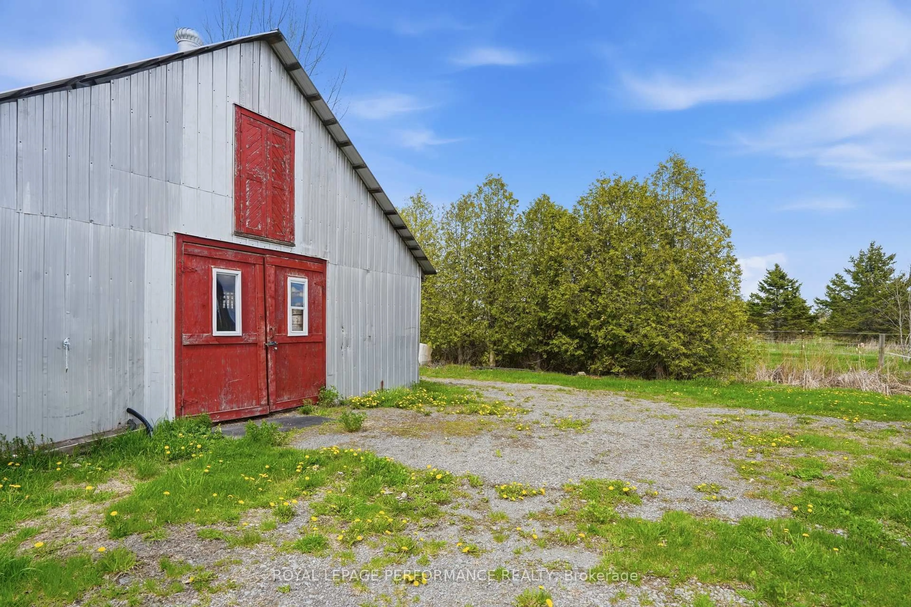 Shed for 2575 Concession 2 Rd, Alfred and Plantagenet Ontario K0B 1J0