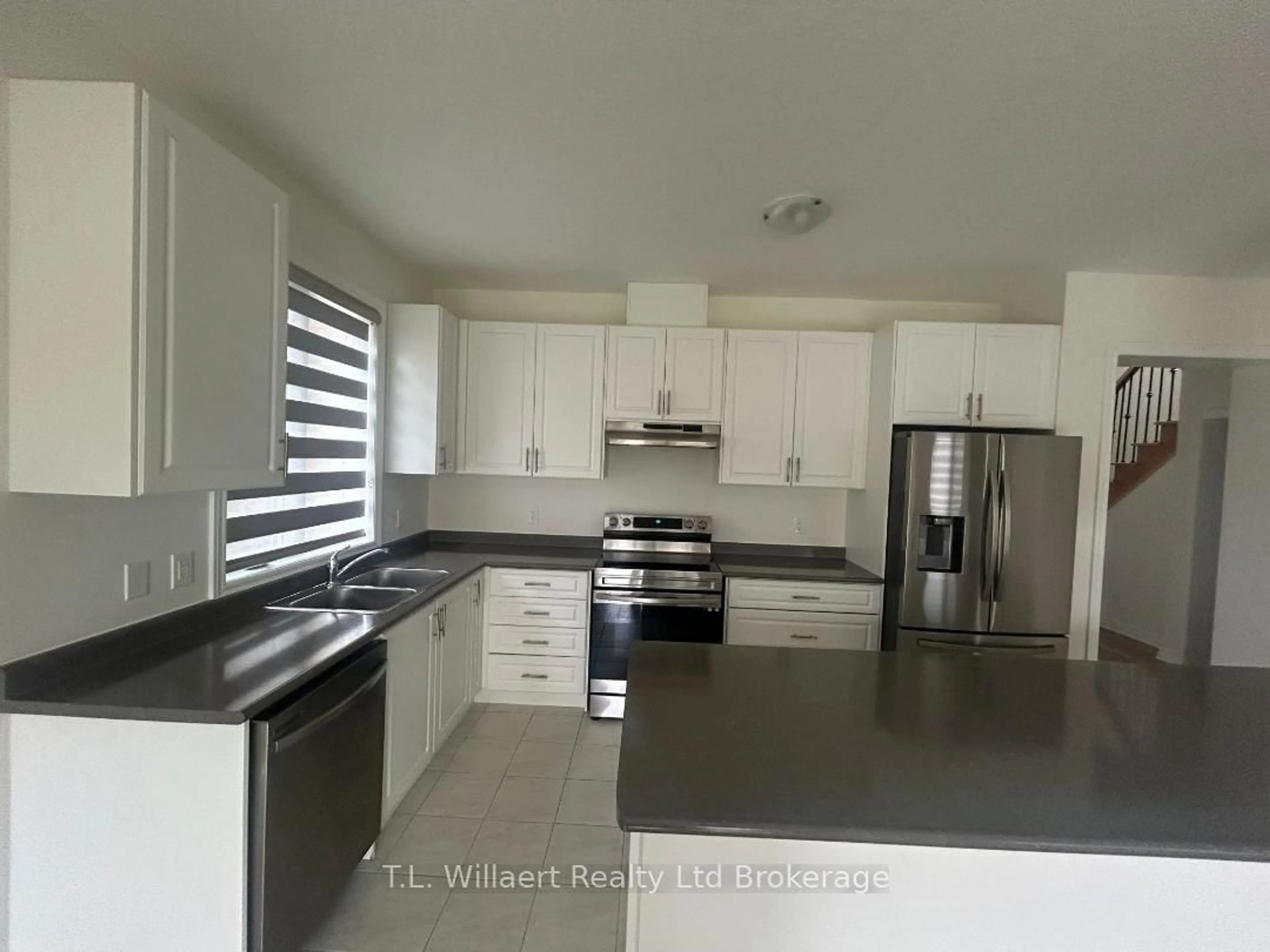Open concept kitchen, unknown for 58 Seaton Cres, Tillsonburg Ontario N4G 0J7