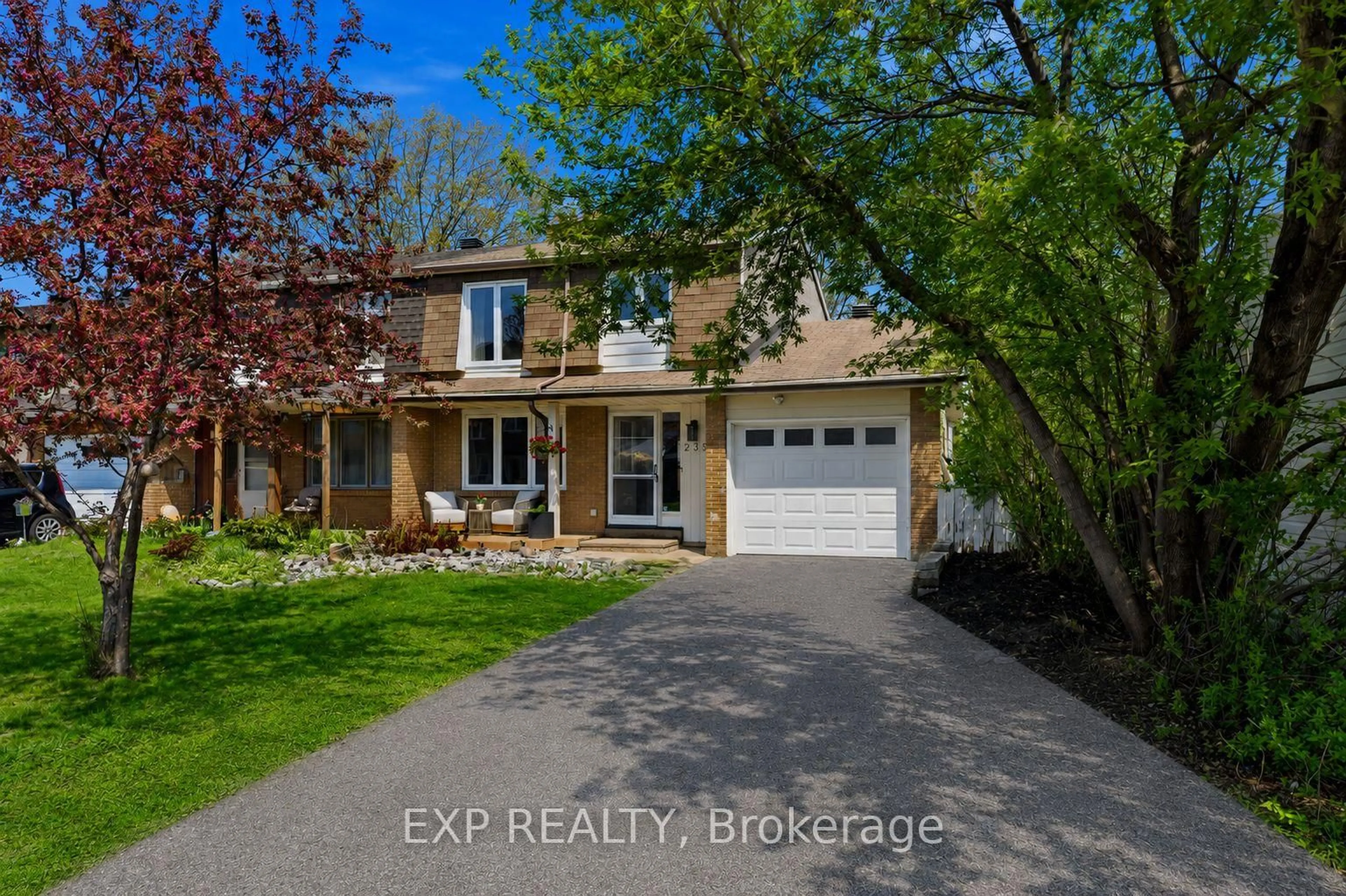 Unknown for 2333 Cotters Cres, Ottawa Ontario K1V 8Y7