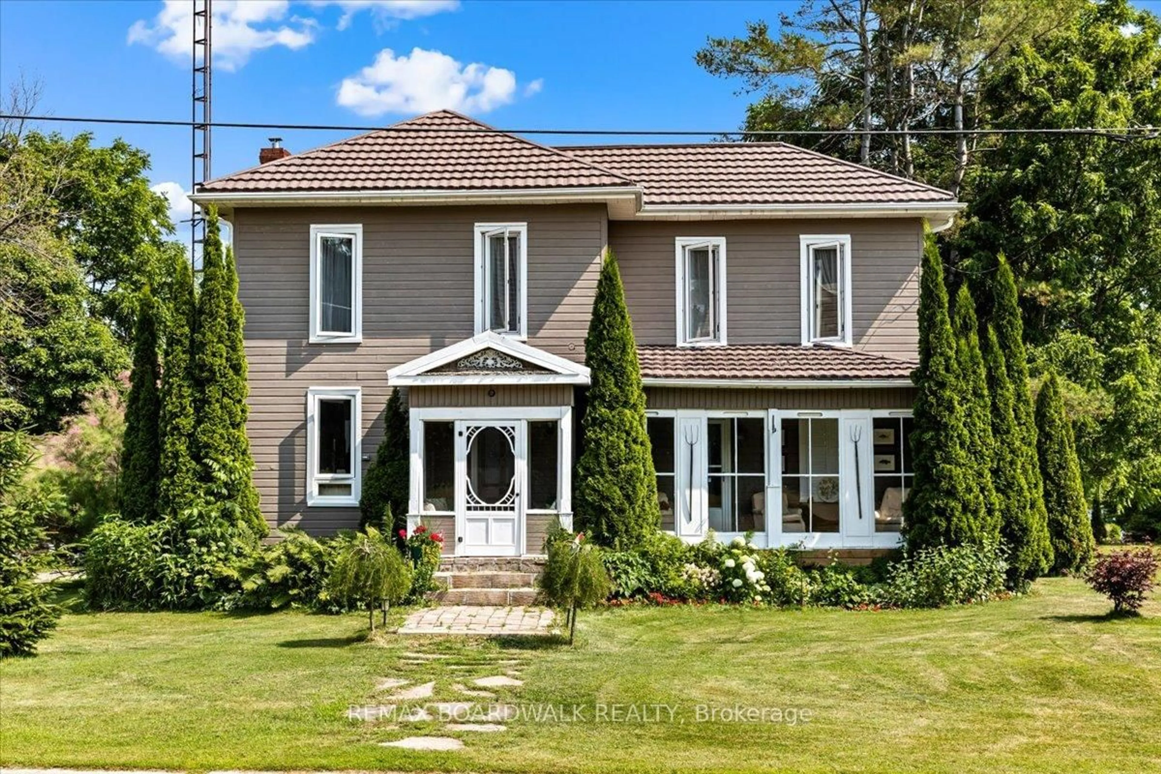 Home with brick exterior material, street for 119 Oakel St, Leeds and the Thousand Islands Ontario K0E 0A6