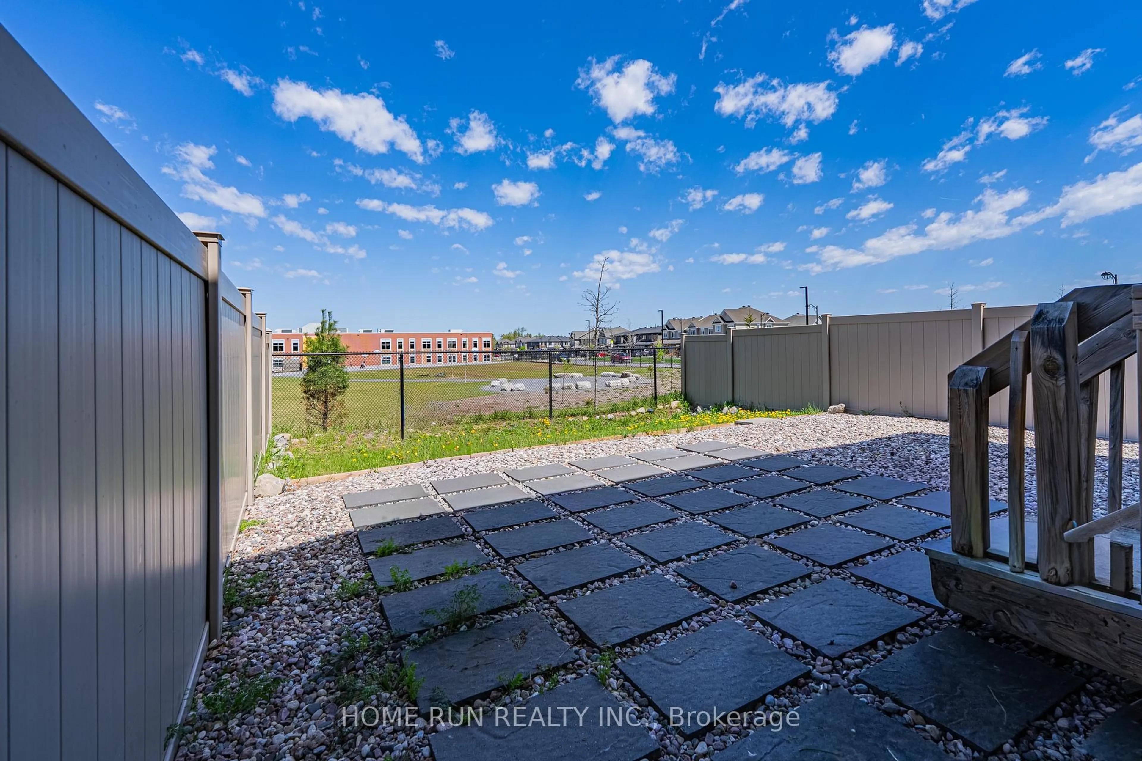 Patio, street for 42 CLONFADDA Terr, Ottawa Ontario K2J 6E9