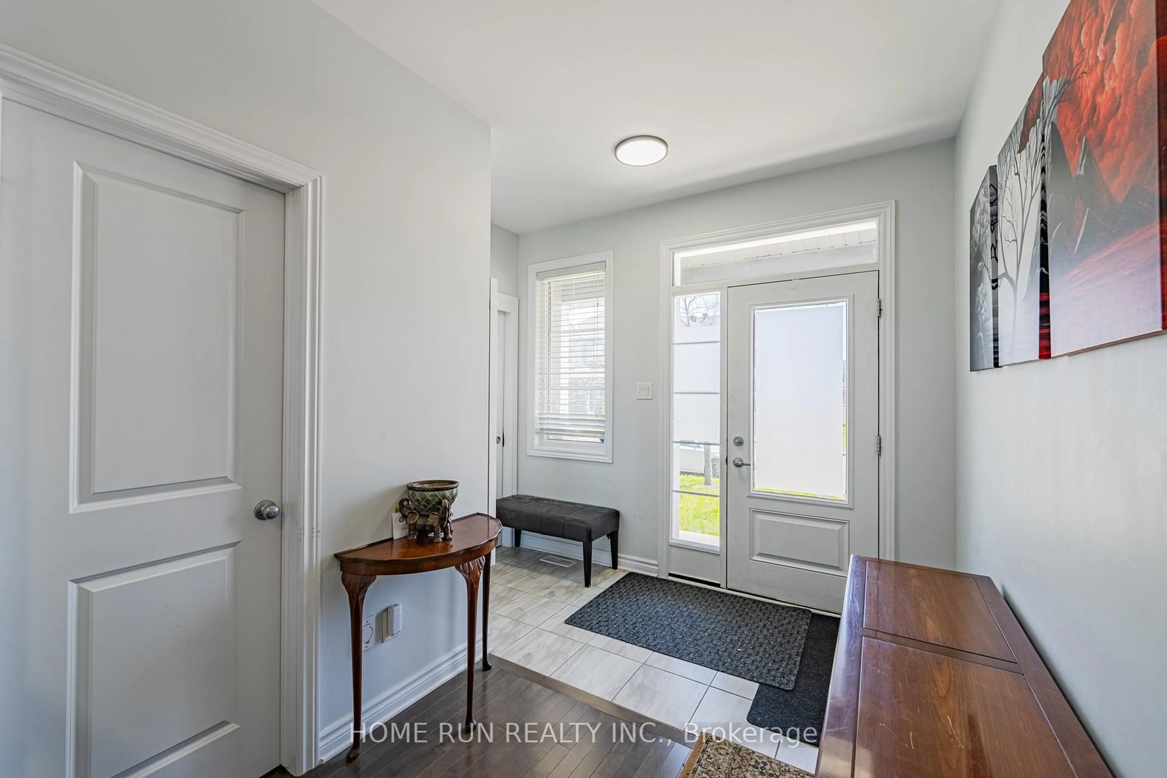Indoor entryway for 42 CLONFADDA Terr, Ottawa Ontario K2J 6E9