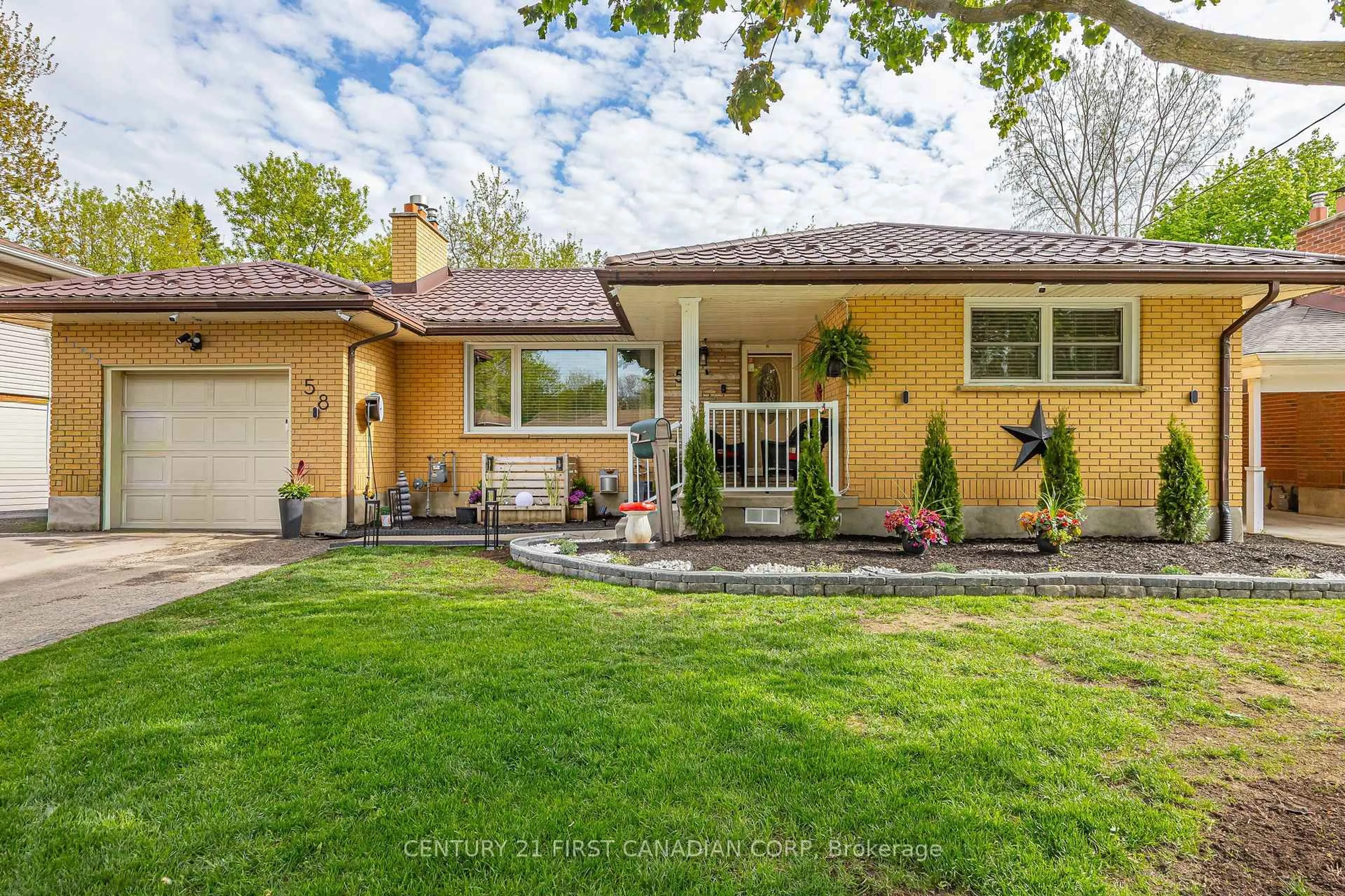 Home with brick exterior material, street for 58 Centre Cres, London South Ontario N6J 2Z6