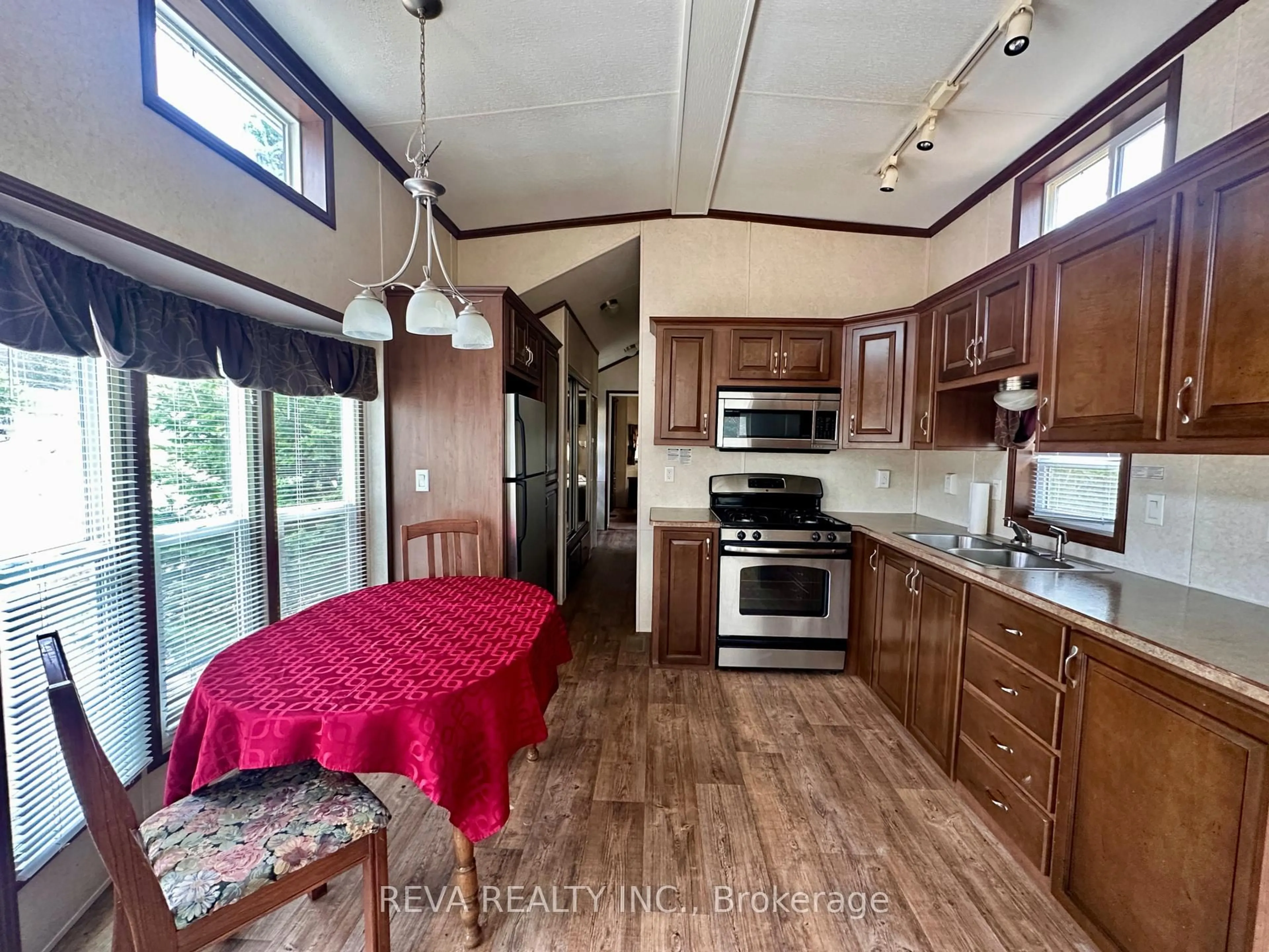 Unknown for 38 Boulter Lake Rd, Maynooth Ontario K0L 2K0