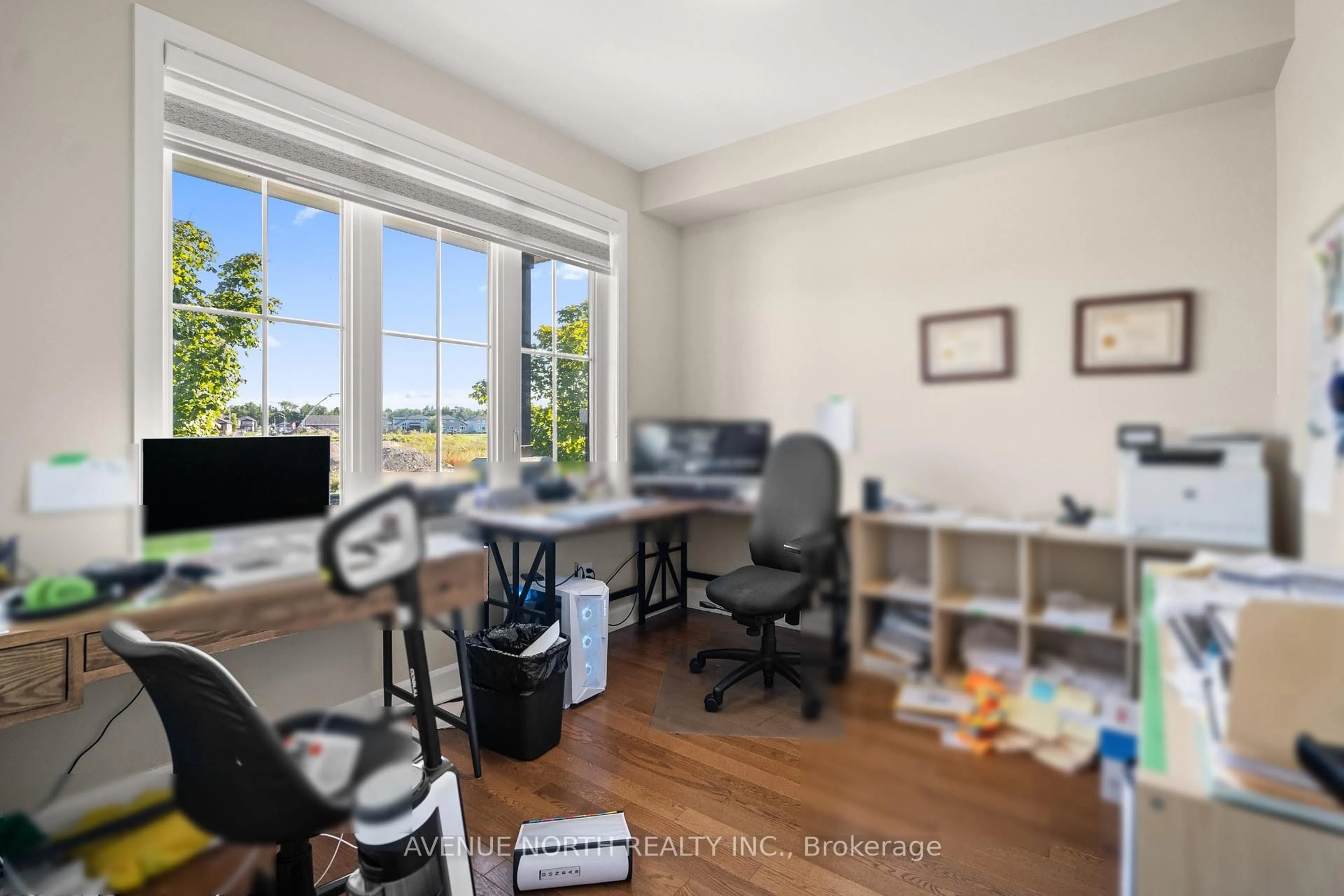 A pic of a room for 809 GAMBLE Dr, Russell Ontario K4R 0G6