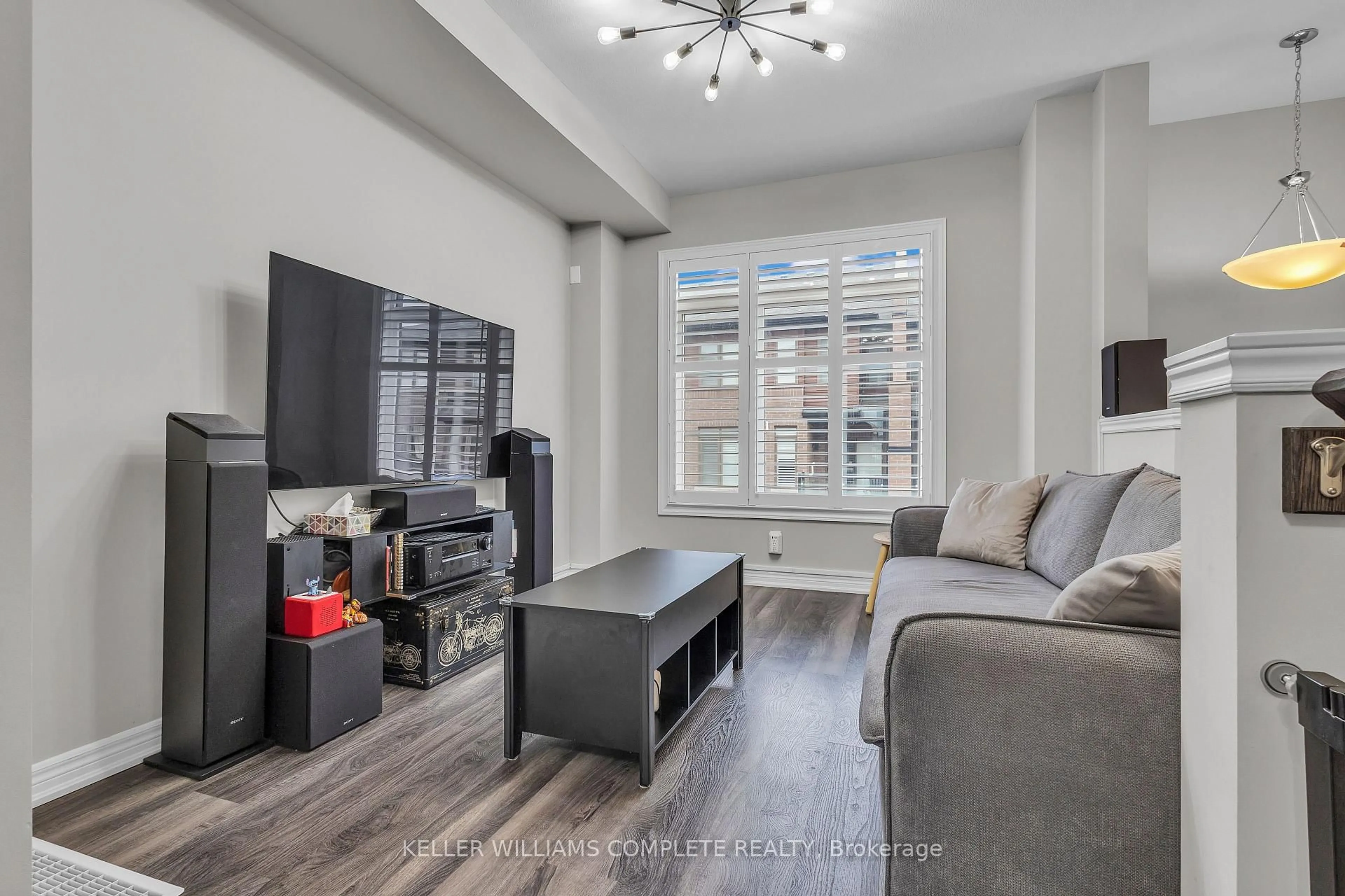 Living room with furniture, unknown for 575 Woodward Ave #116, Hamilton Ontario L8H 0B3
