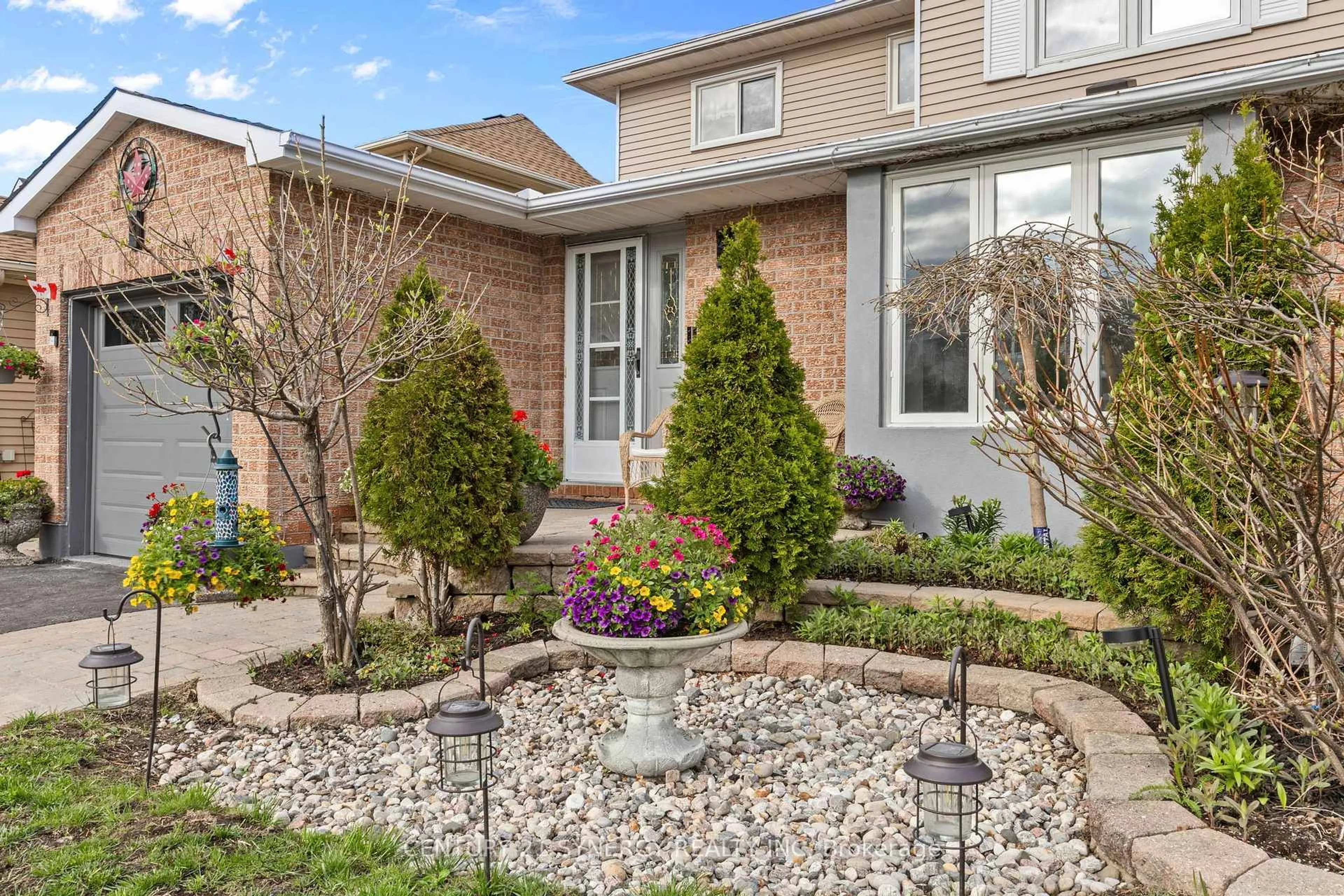 Home with brick exterior material, street for 1728 Teakdale Ave, Ottawa Ontario K1C 6M7