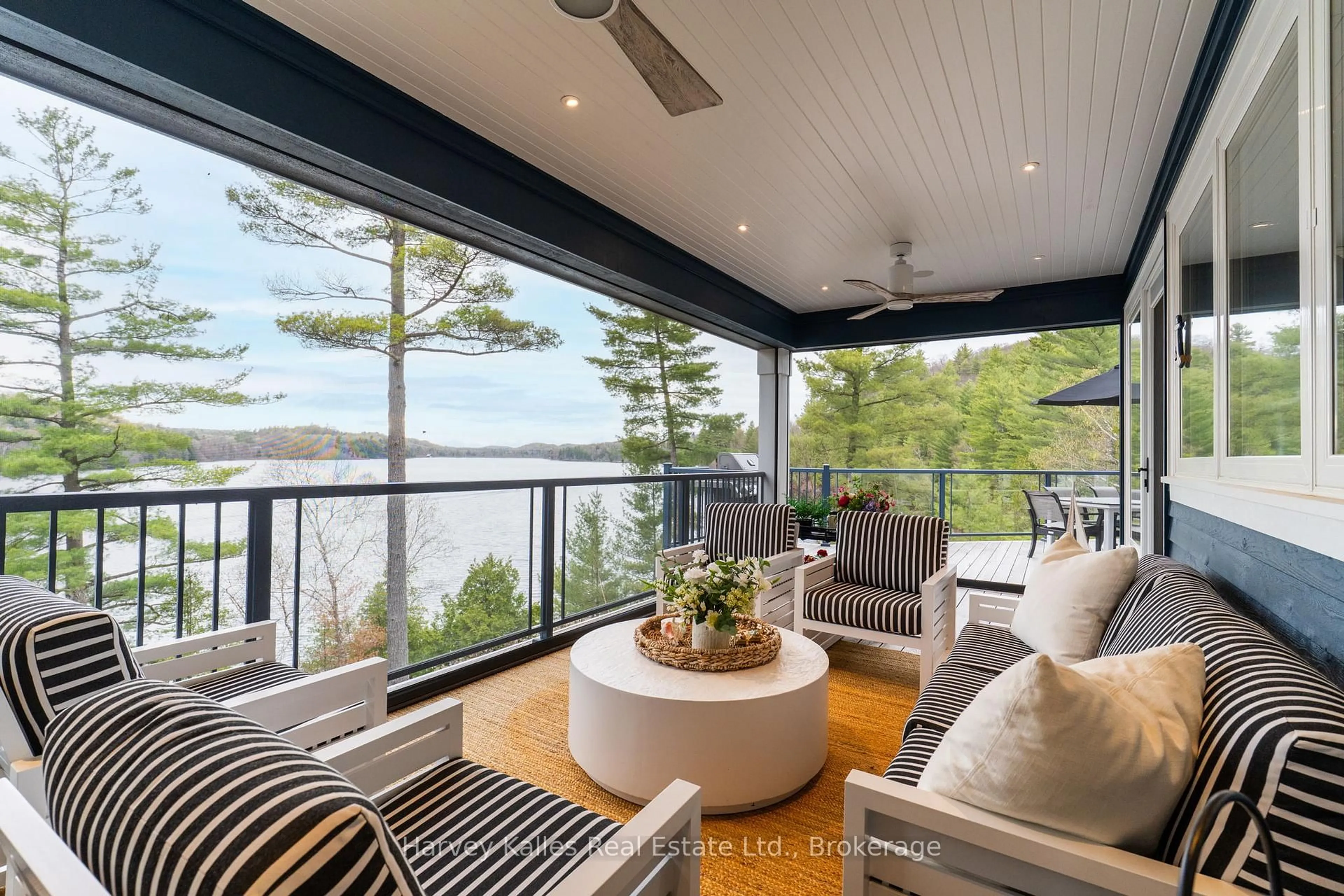 Patio, water/lake/river/ocean view for 800 Big Island, Huntsville Ontario P1H 2J2
