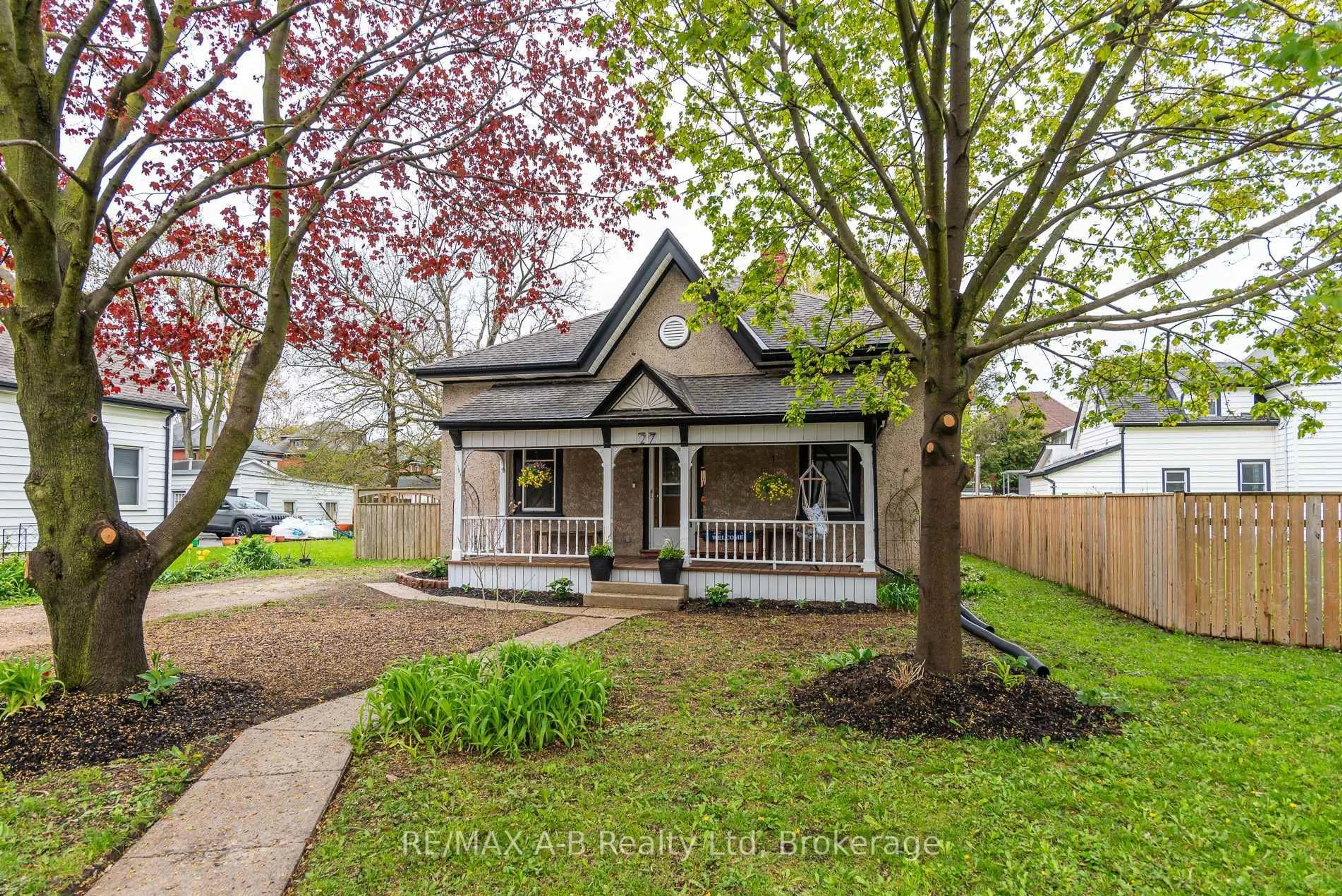 Home with brick exterior material, street for 27 HOME St, Stratford Ontario N5A 1Z8