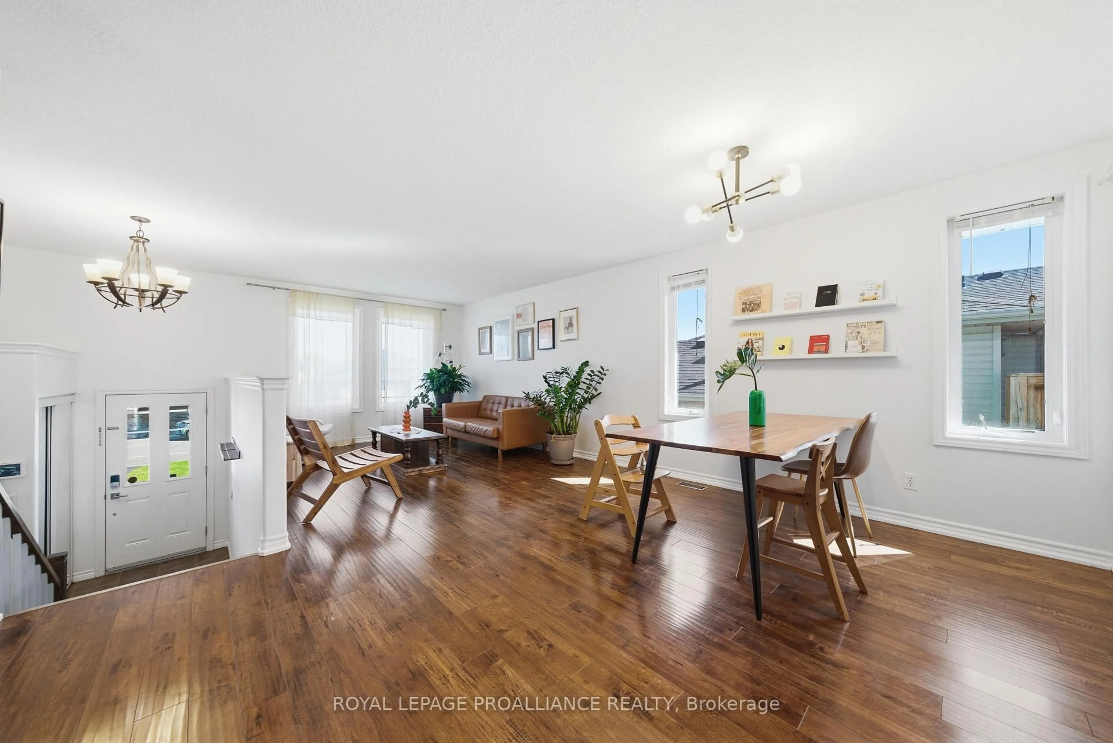 Living room with furniture, wood/laminate floor for 12 Ridgeview Lane, Trenton Ontario K8V 5P8