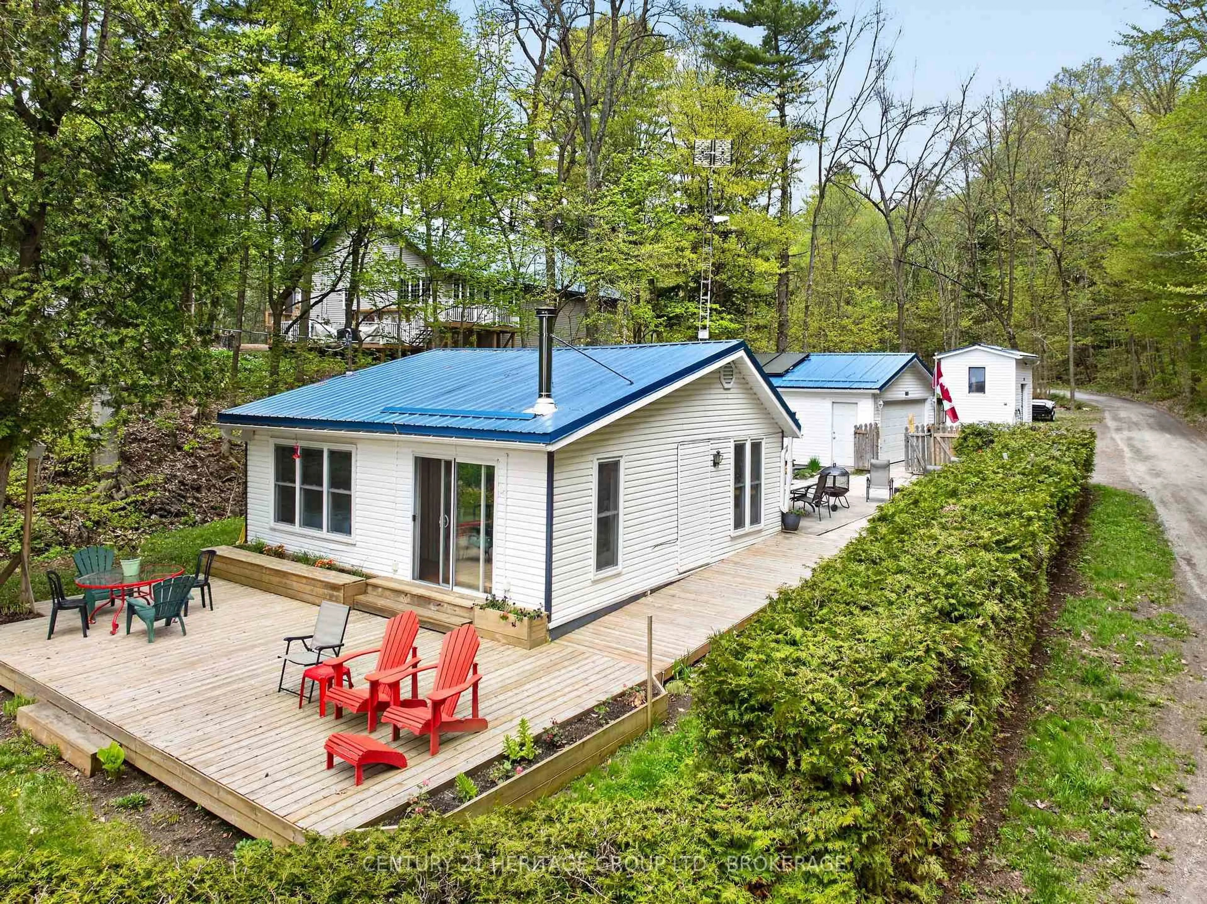 A pic from outside/outdoor area/front of a property/back of a property/a pic from drone, unknown for 1726 Turcotte Lane, Gananoque Ontario K7G 2V5