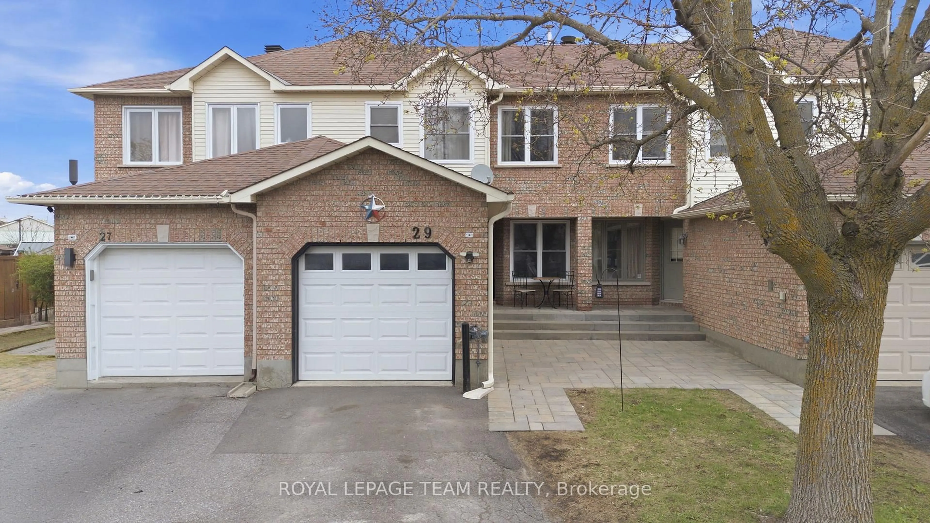 Home with brick exterior material, street for 29 Grenadier Way, Ottawa Ontario K2J 4L3