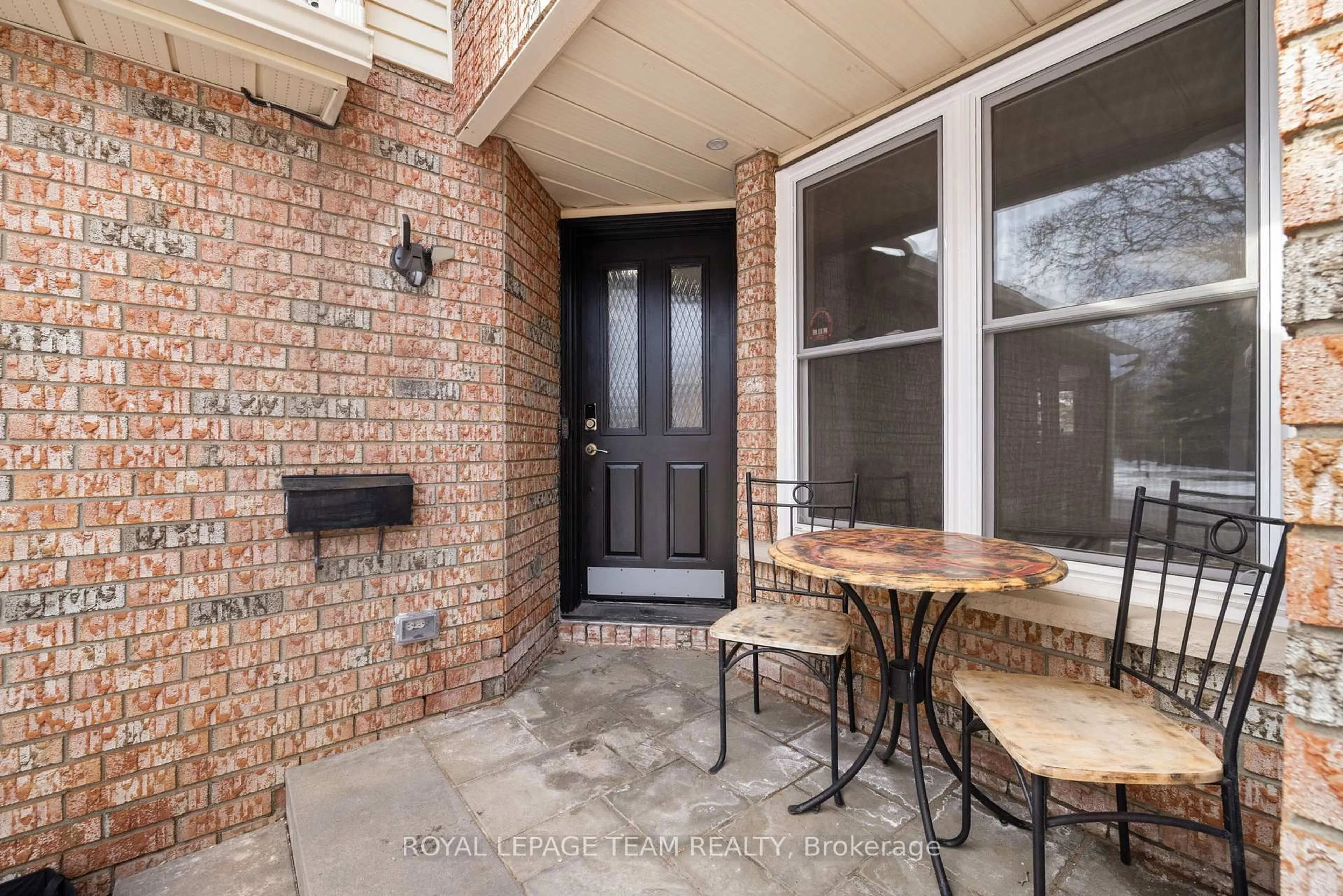 Unknown for 29 Grenadier Way, Ottawa Ontario K2J 4L3