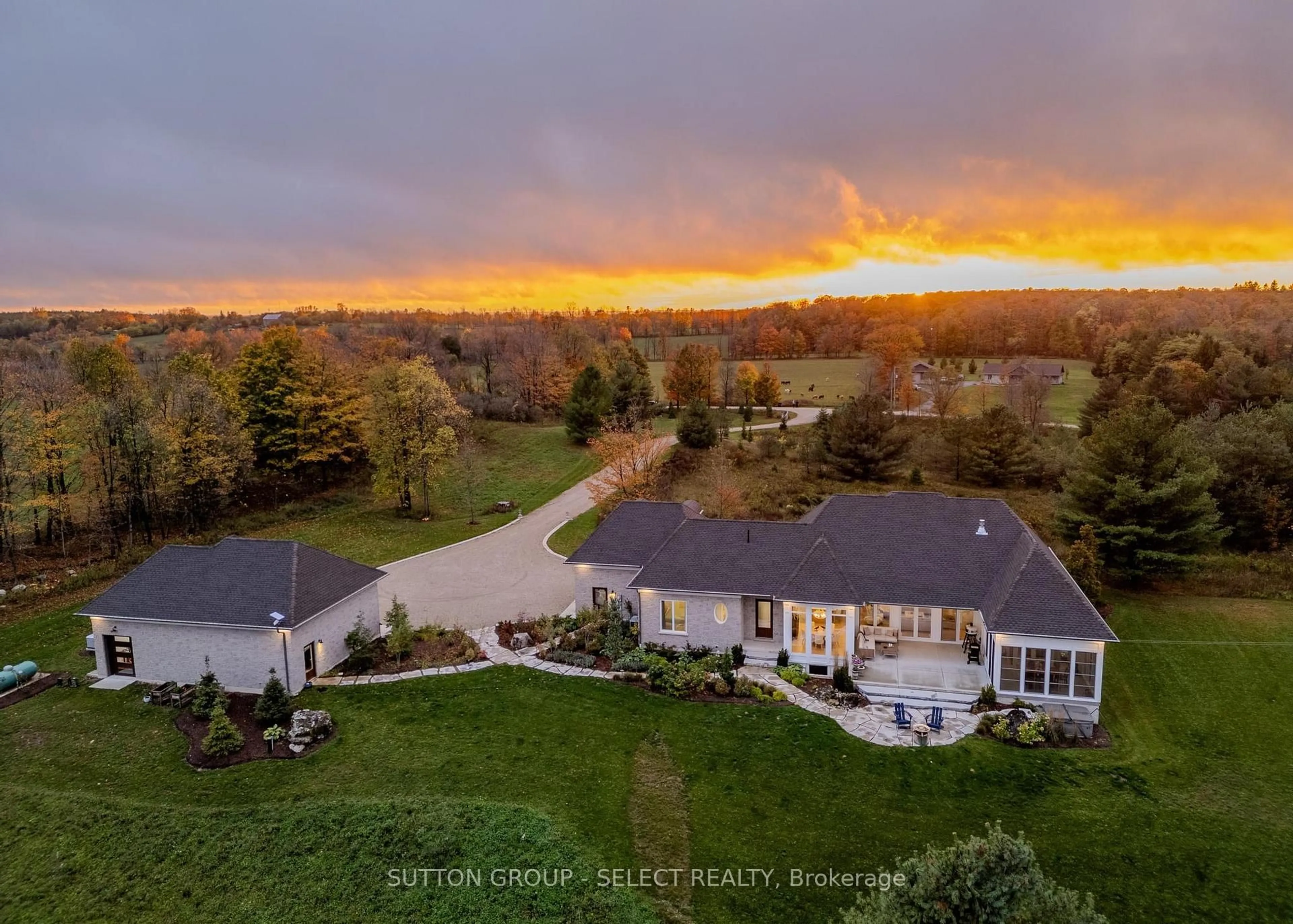 A pic from outside/outdoor area/front of a property/back of a property/a pic from drone, water/lake/river/ocean view for 472715 Southgate 47 Sdrd, Southgate Ontario N0G 2A0