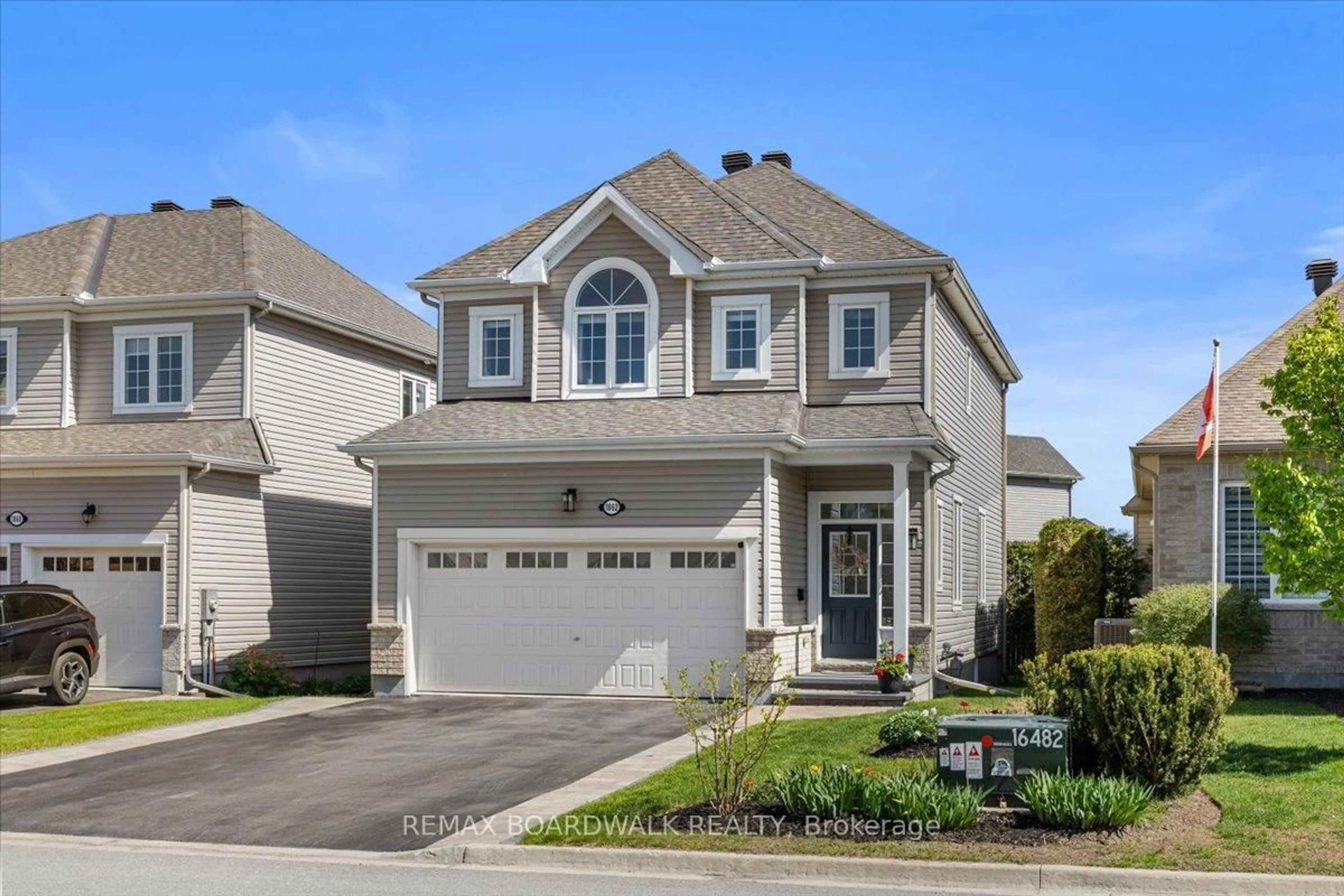 Home with vinyl exterior material, street for 1862 Glencrest Rd, North Grenville Ontario K0G 1J0