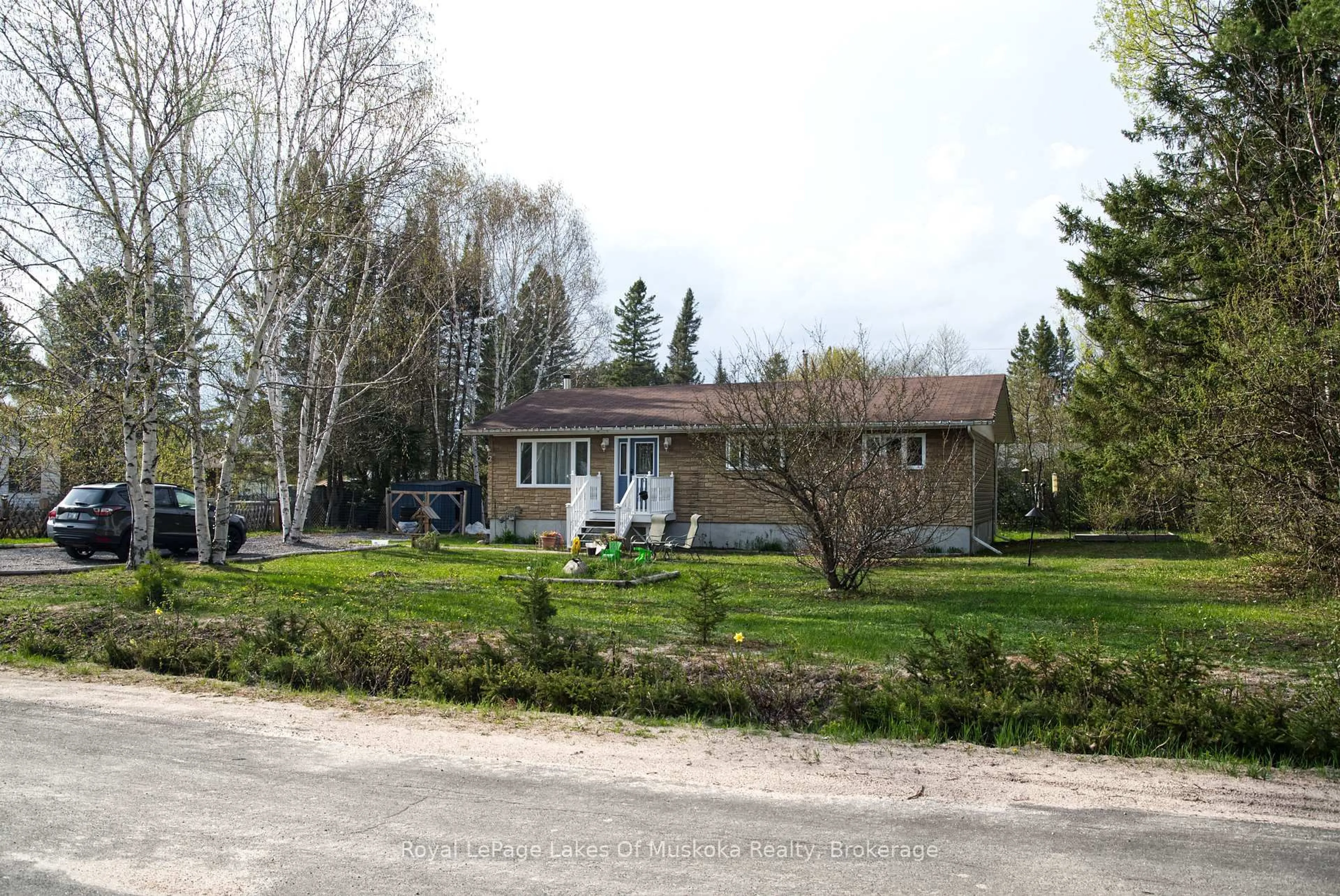 Unknown for 52 Sunshine St, South River Ontario P0A 1Z0