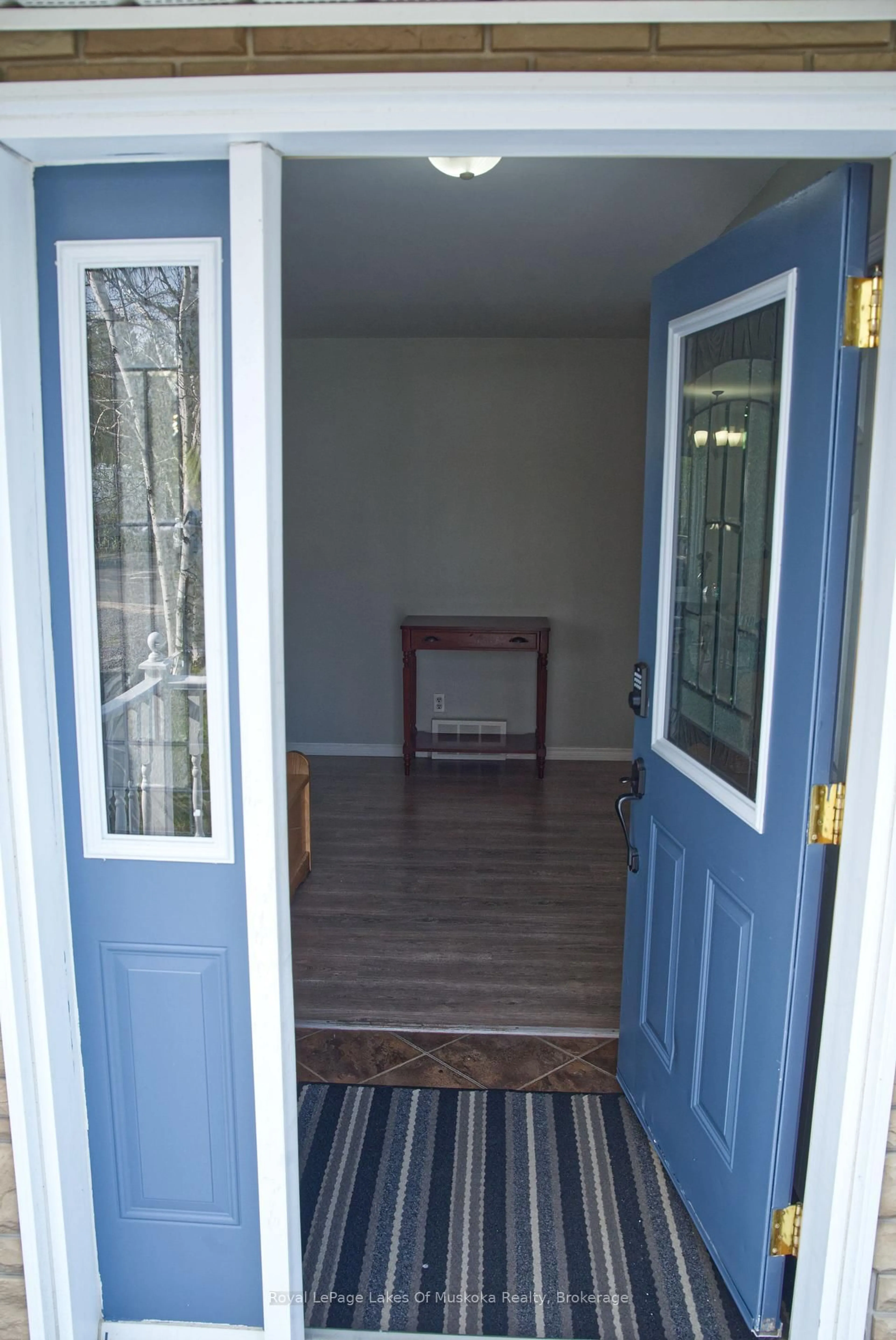Indoor entryway for 52 Sunshine St, South River Ontario P0A 1Z0