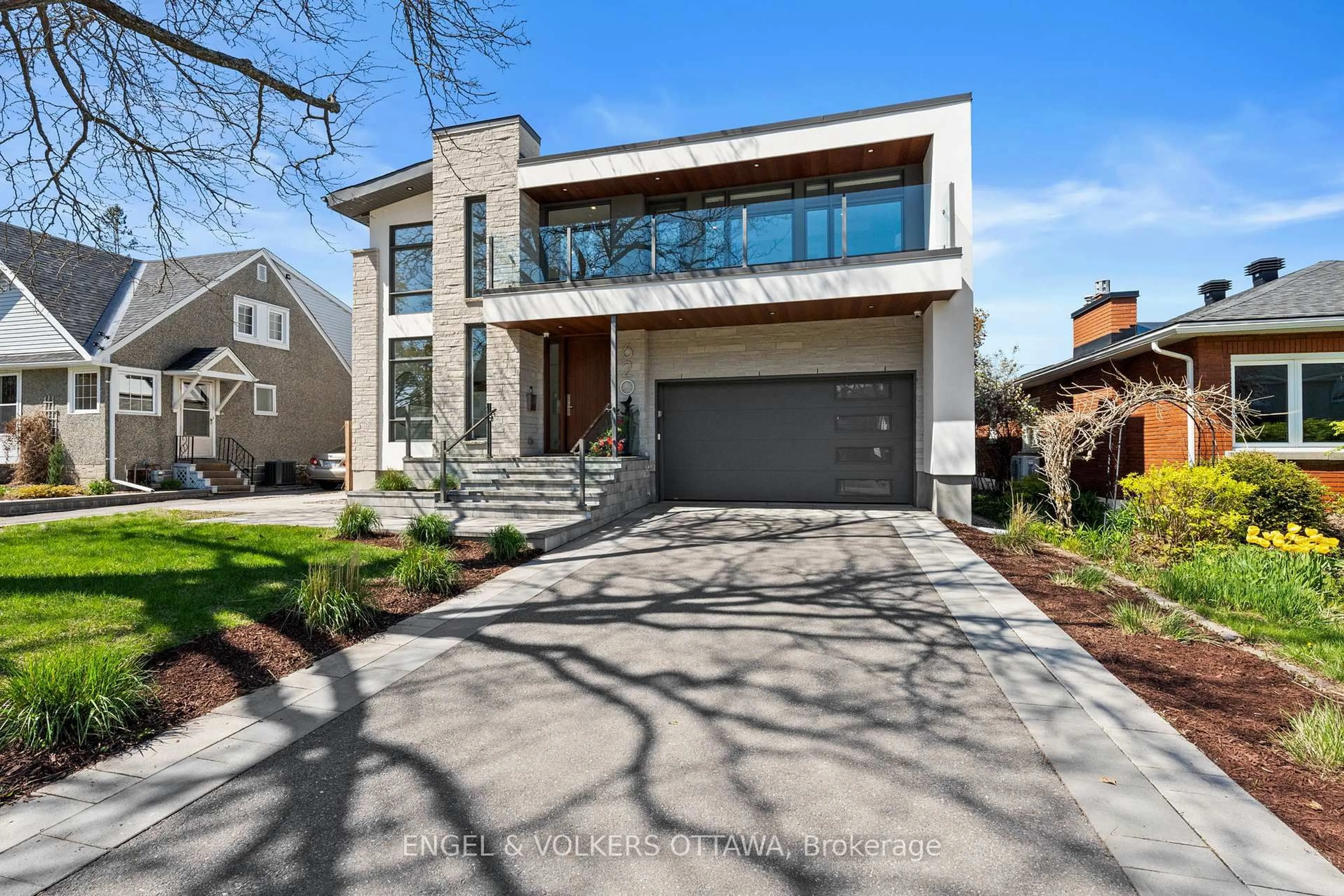 Home with brick exterior material, street for 620 Rowanwood Ave, Ottawa Ontario K2A 3E2