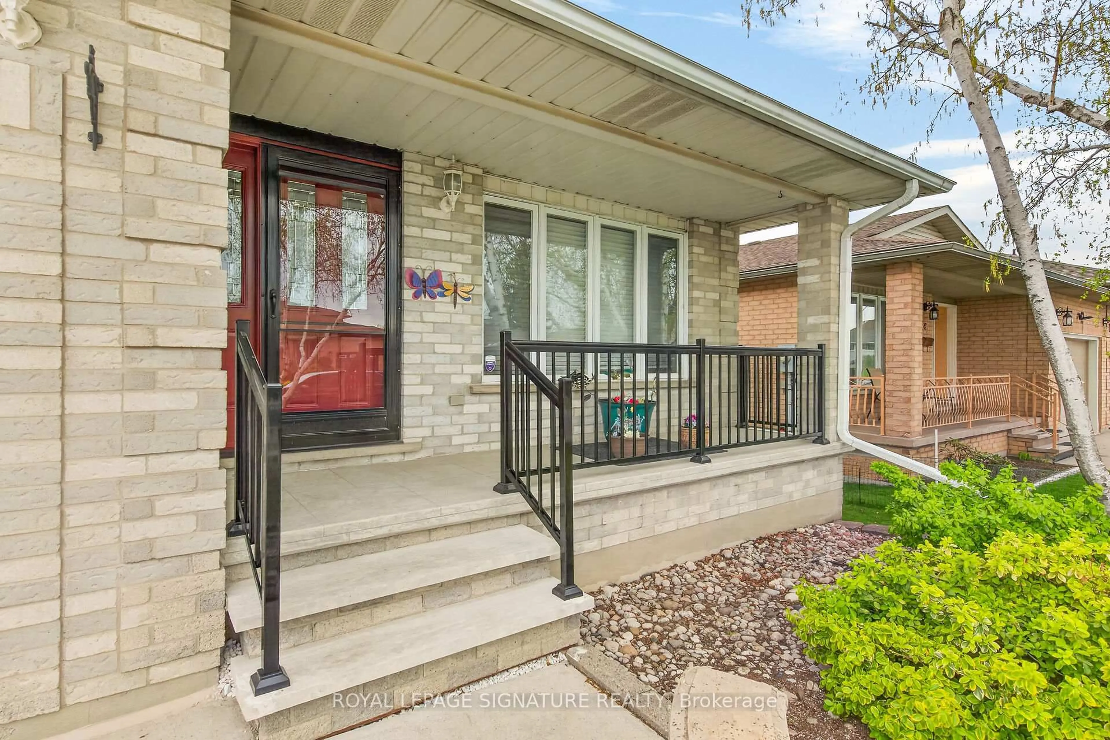 Home with brick exterior material, street for 14 Presidio Dr, Hamilton Ontario L8W 3J5