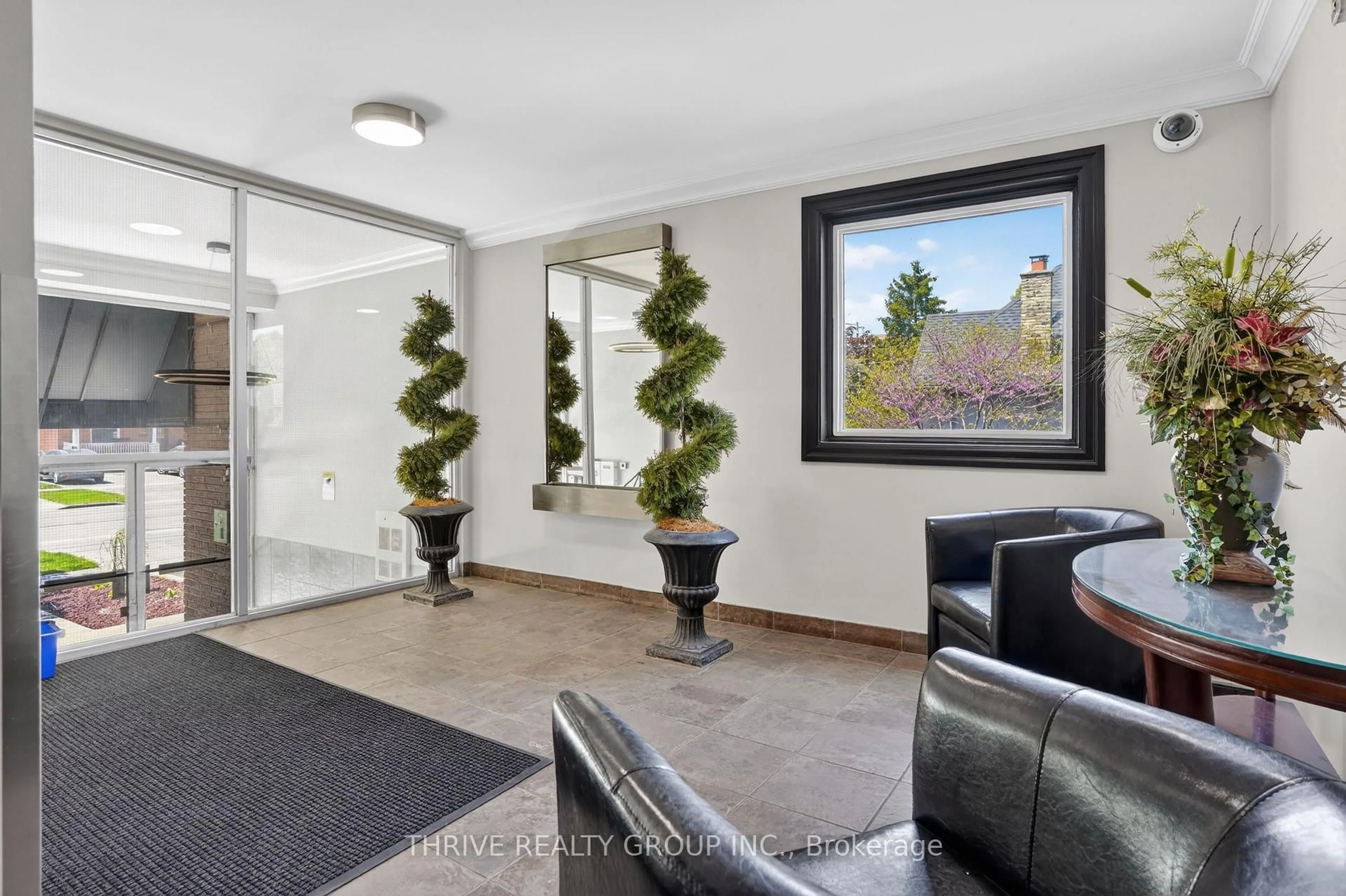 Unknown for 570 William St #603, London East Ontario N6B 3E9