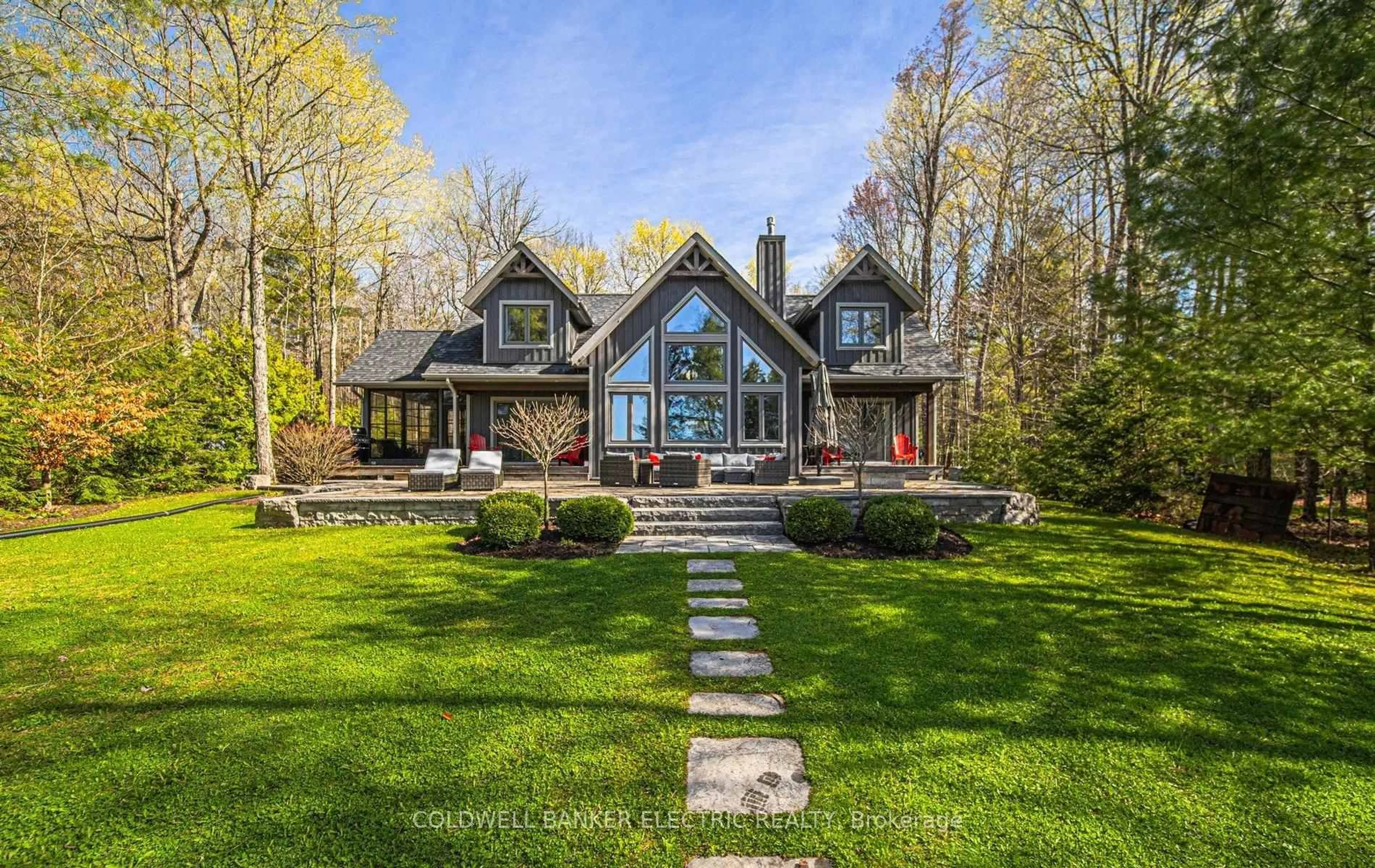 Home with brick exterior material, unknown for 229 Fire Route 87, Havelock-Belmont-Methuen Ontario K0L 1A0