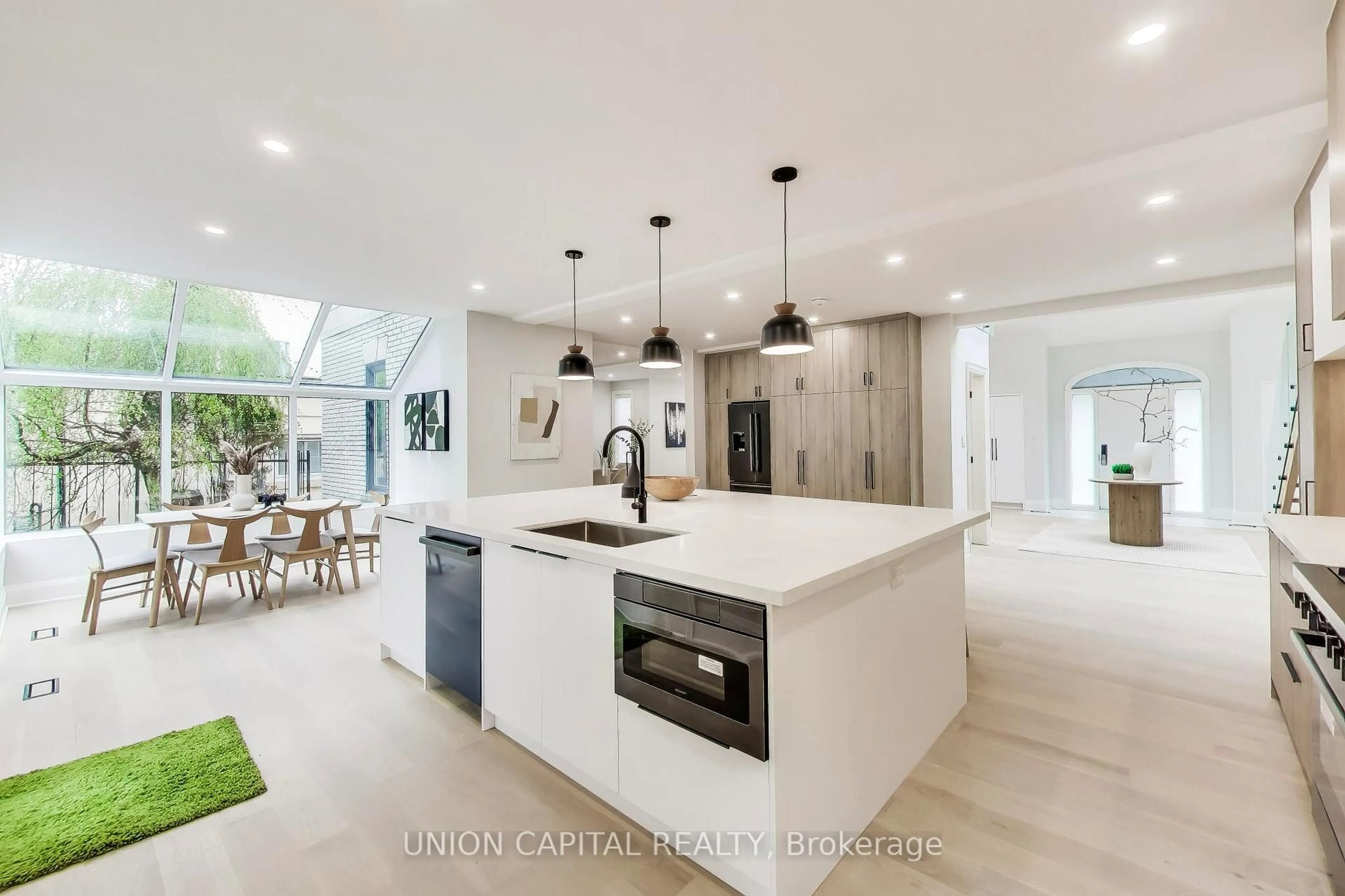 Contemporary kitchen, unknown for 58 Forsyth Ave, Hamilton Ontario L8S 4E3