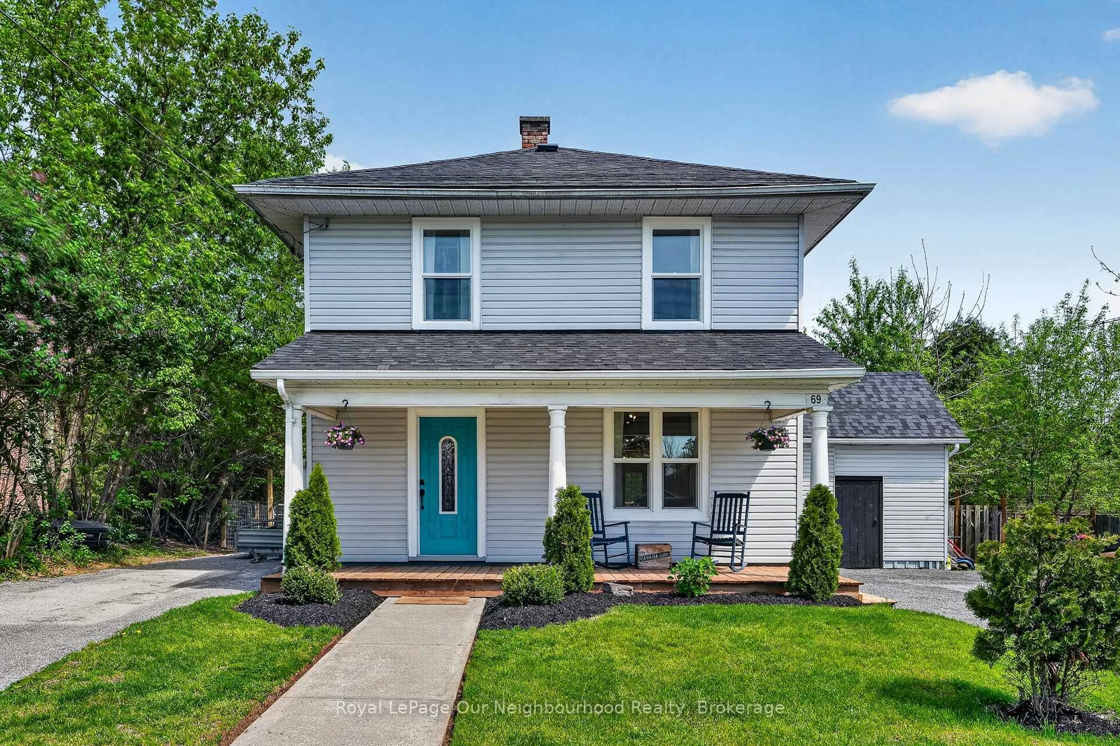 Home with vinyl exterior material, street for 69 Queen St, Asphodel-Norwood Ontario K0L 2V0