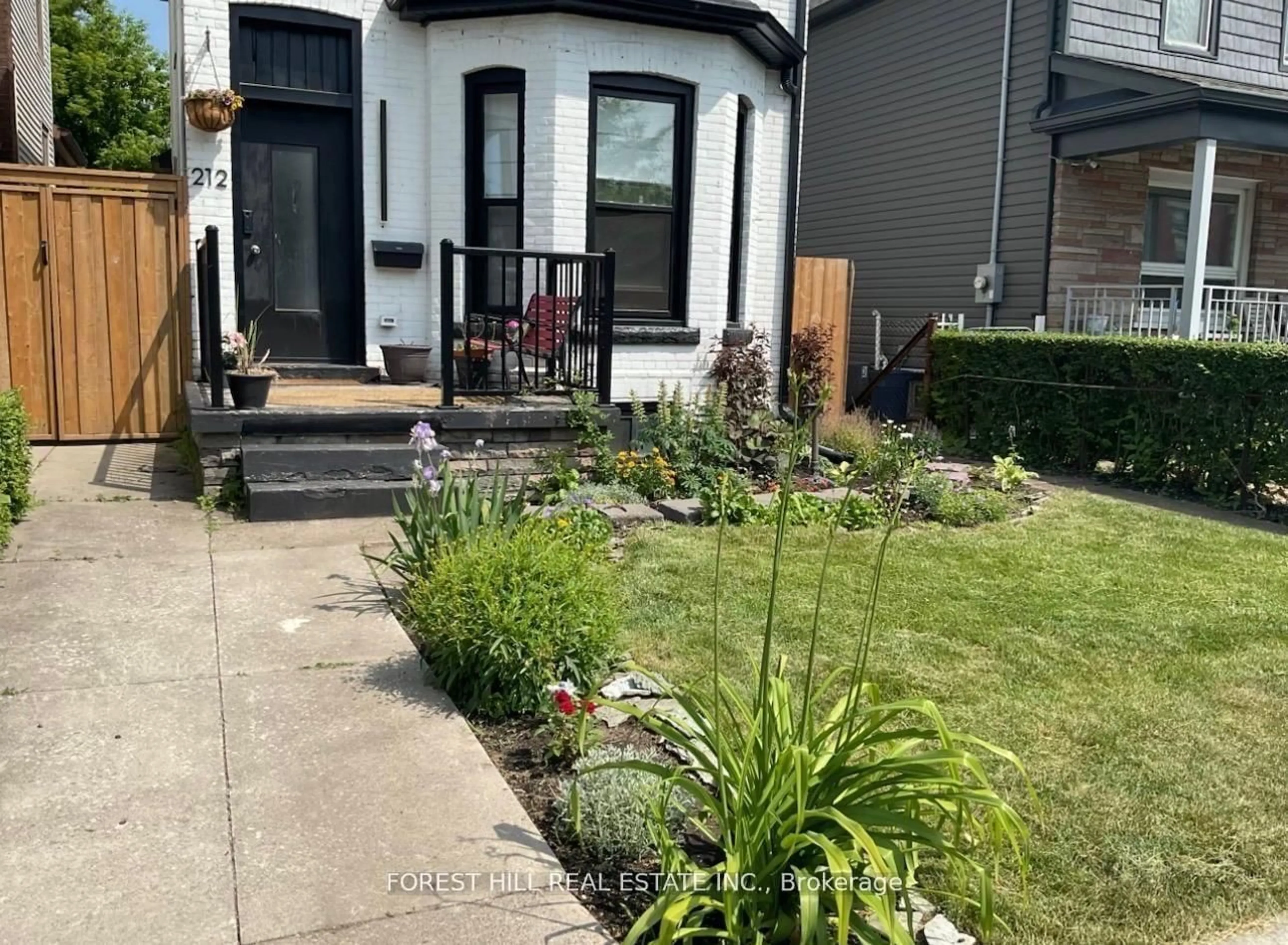 Unknown for 212 Gibson Ave, Hamilton Ontario L8L 6K1